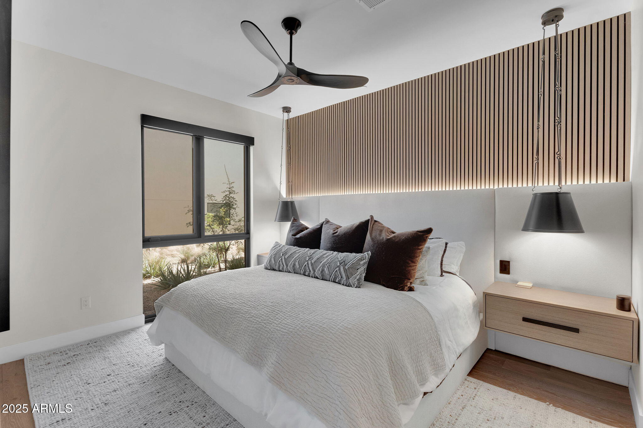 6321 E PHOENICIAN Boulevard 7