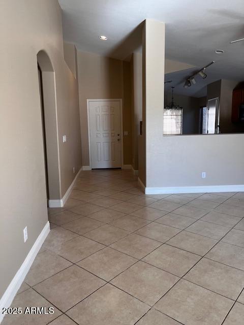 1719 E HORSESHOE Avenue