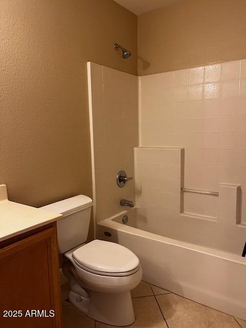 1719 E HORSESHOE Avenue