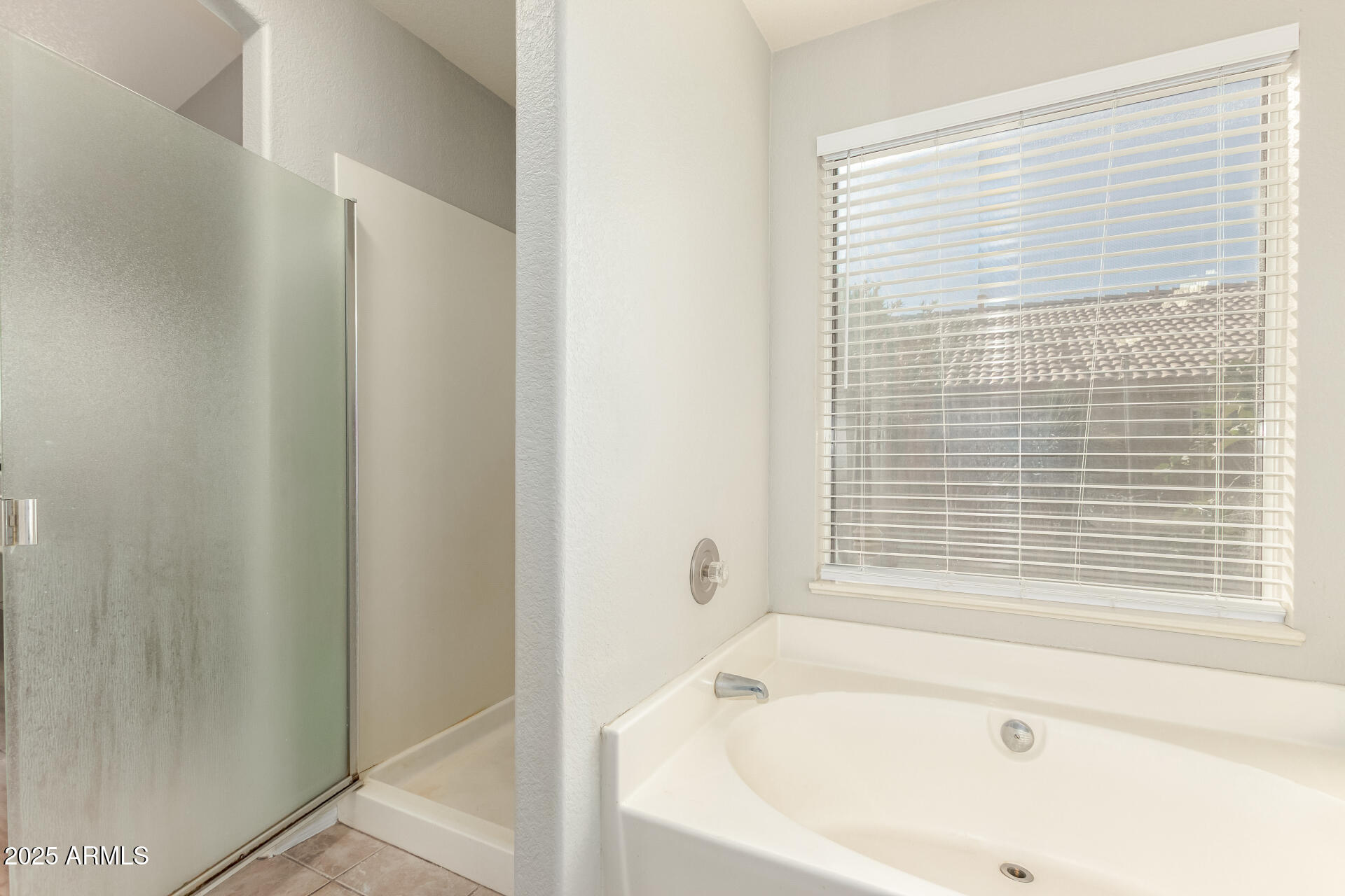 4545 E WOODLAND Drive