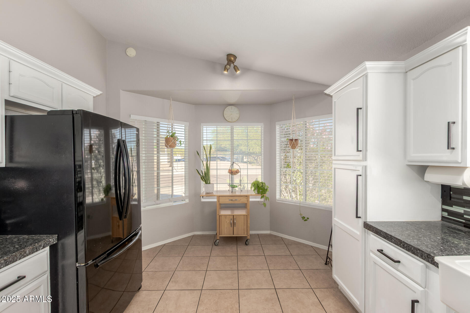 4545 E WOODLAND Drive