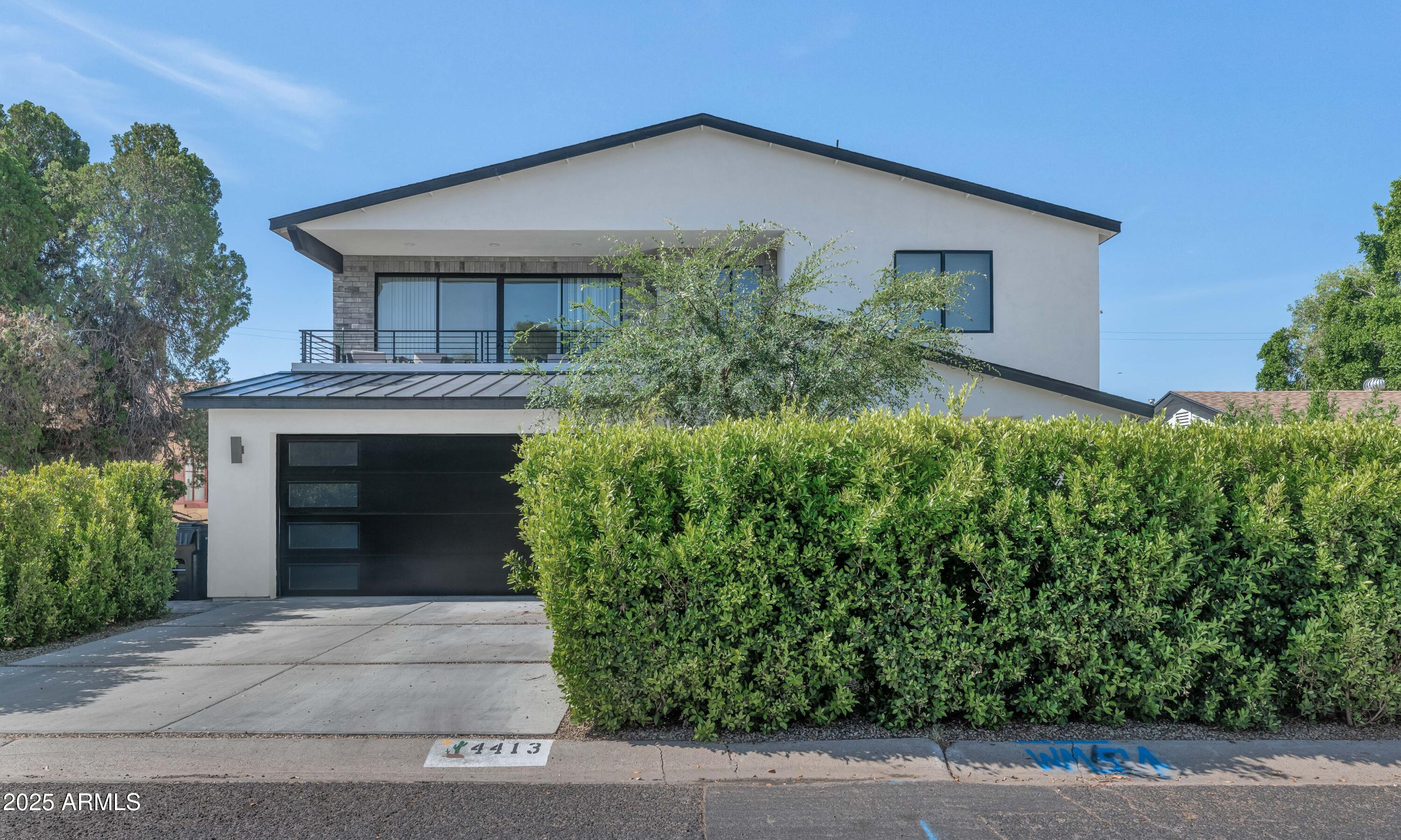 4413 E TURNEY Avenue