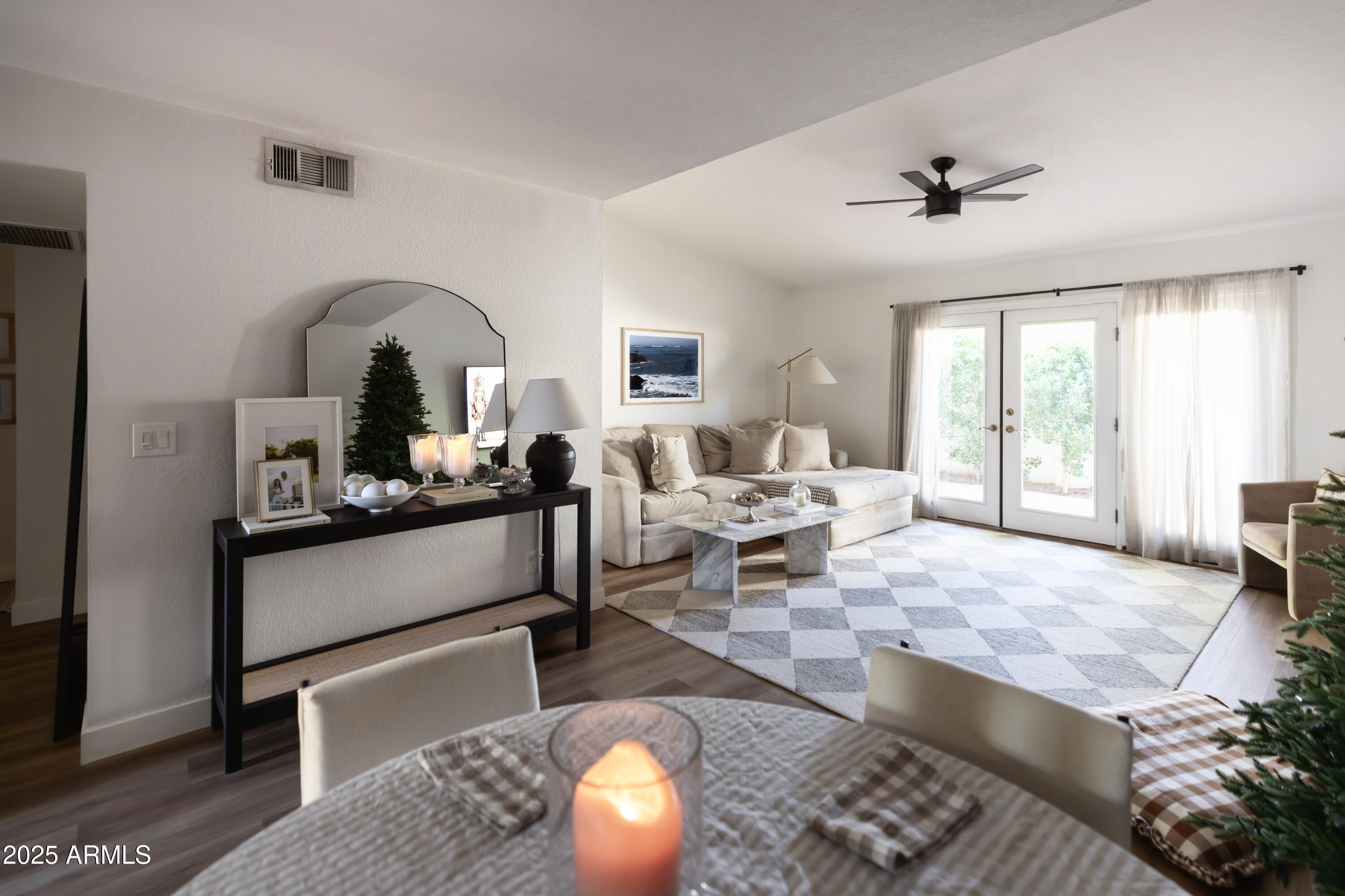 2906 E AVENIDA OLIVOS