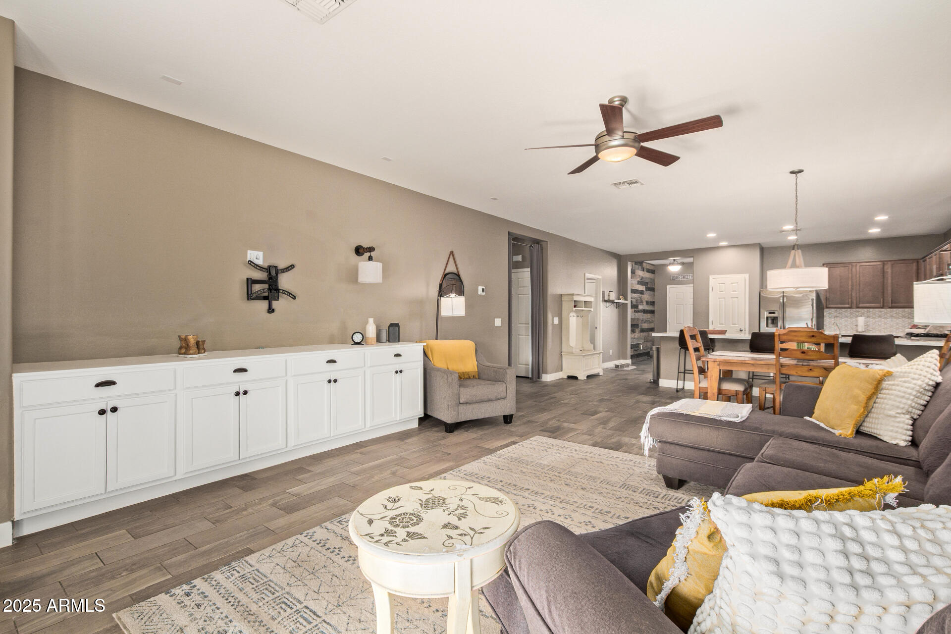 3295 E CASTANETS Drive