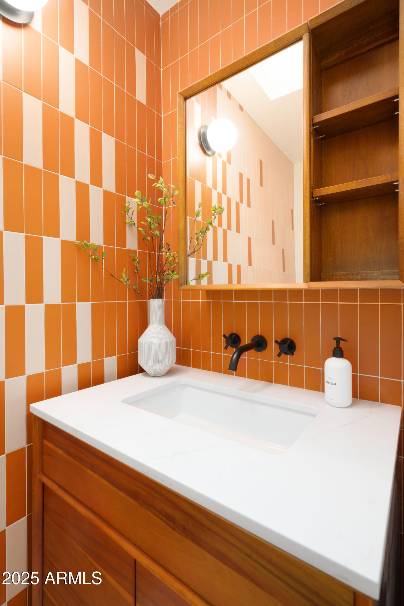 2225 E Belmont Avenue