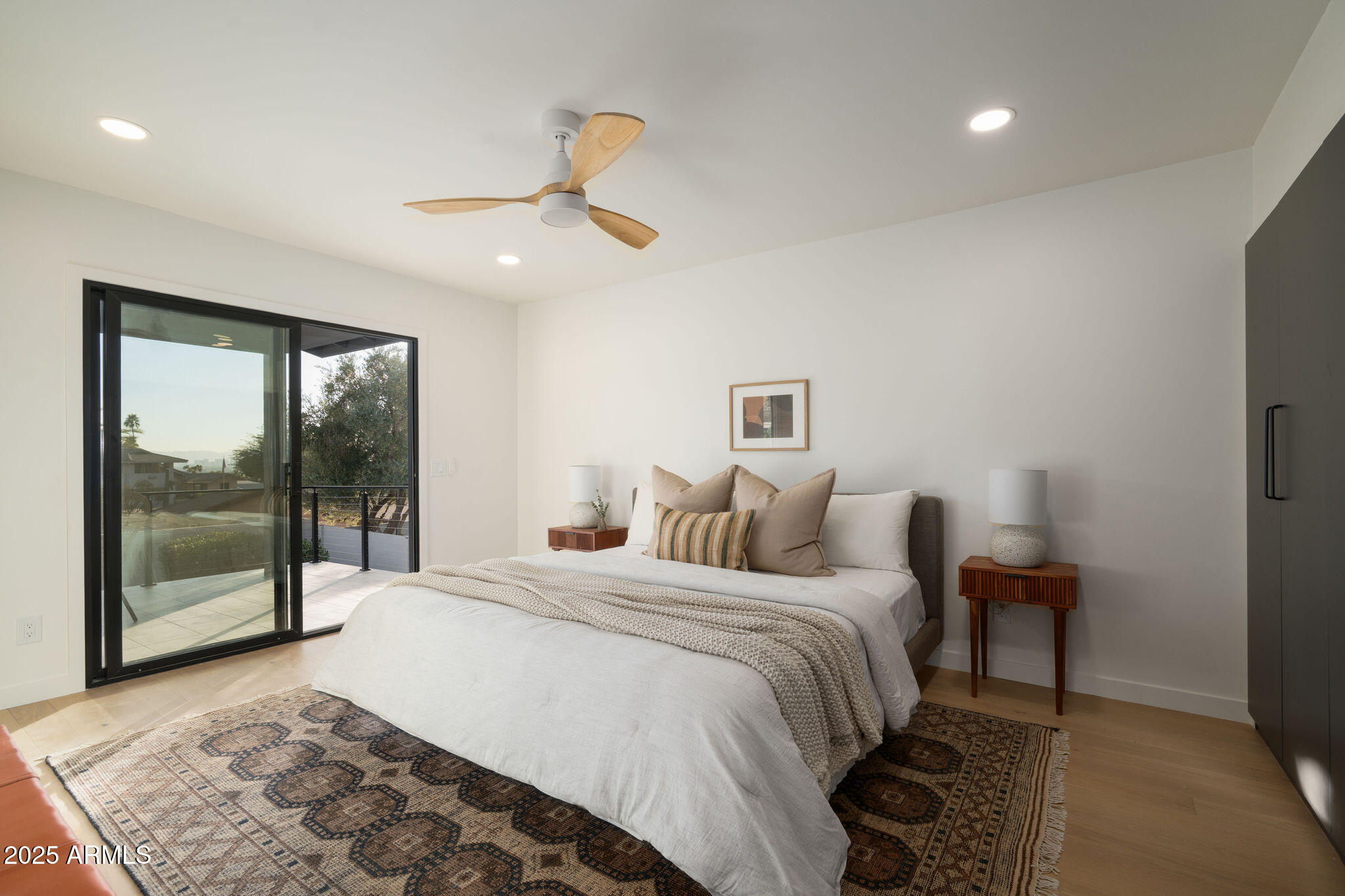 2225 E Belmont Avenue