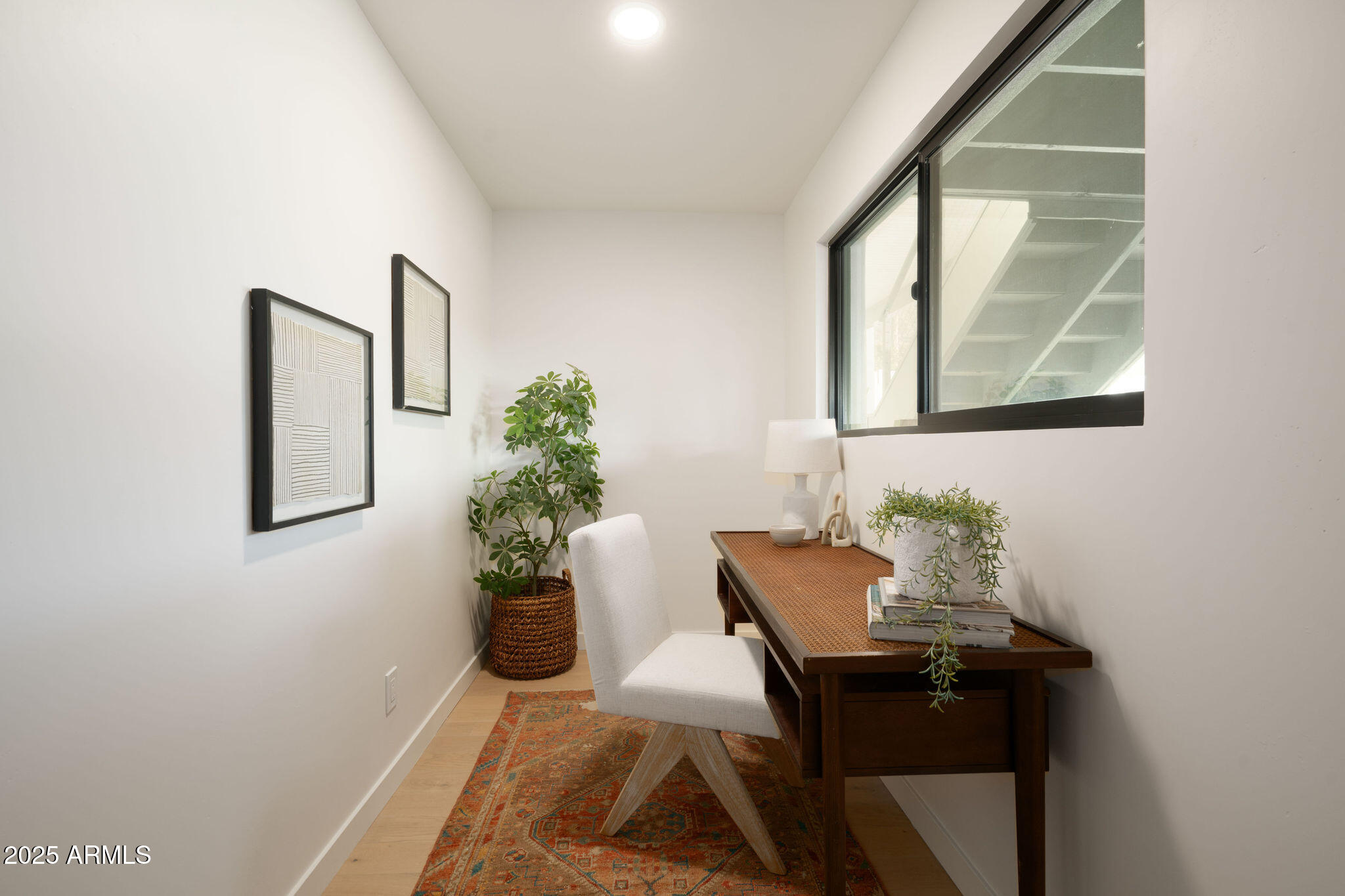 2225 E Belmont Avenue