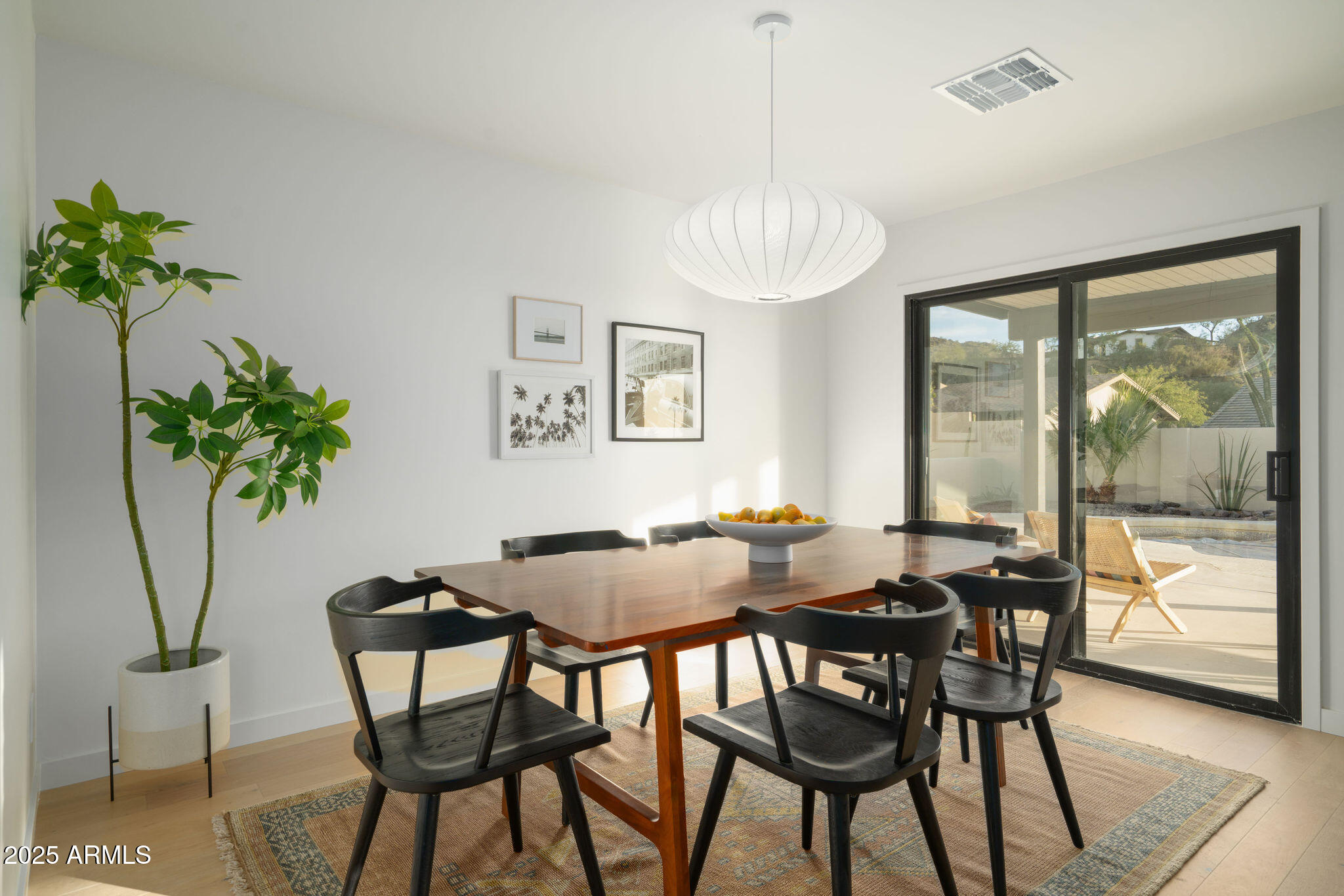 2225 E Belmont Avenue