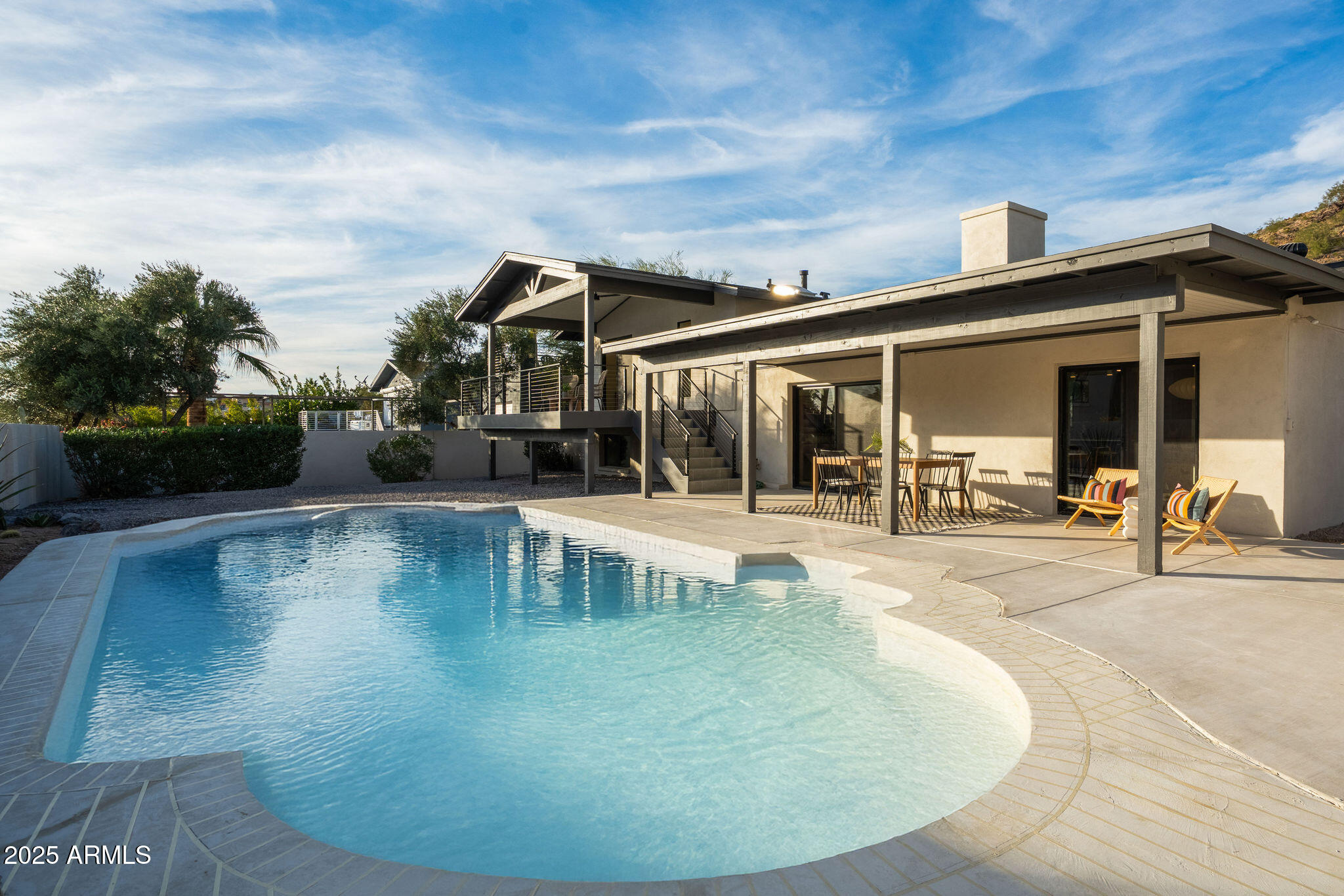 2225 E Belmont Avenue