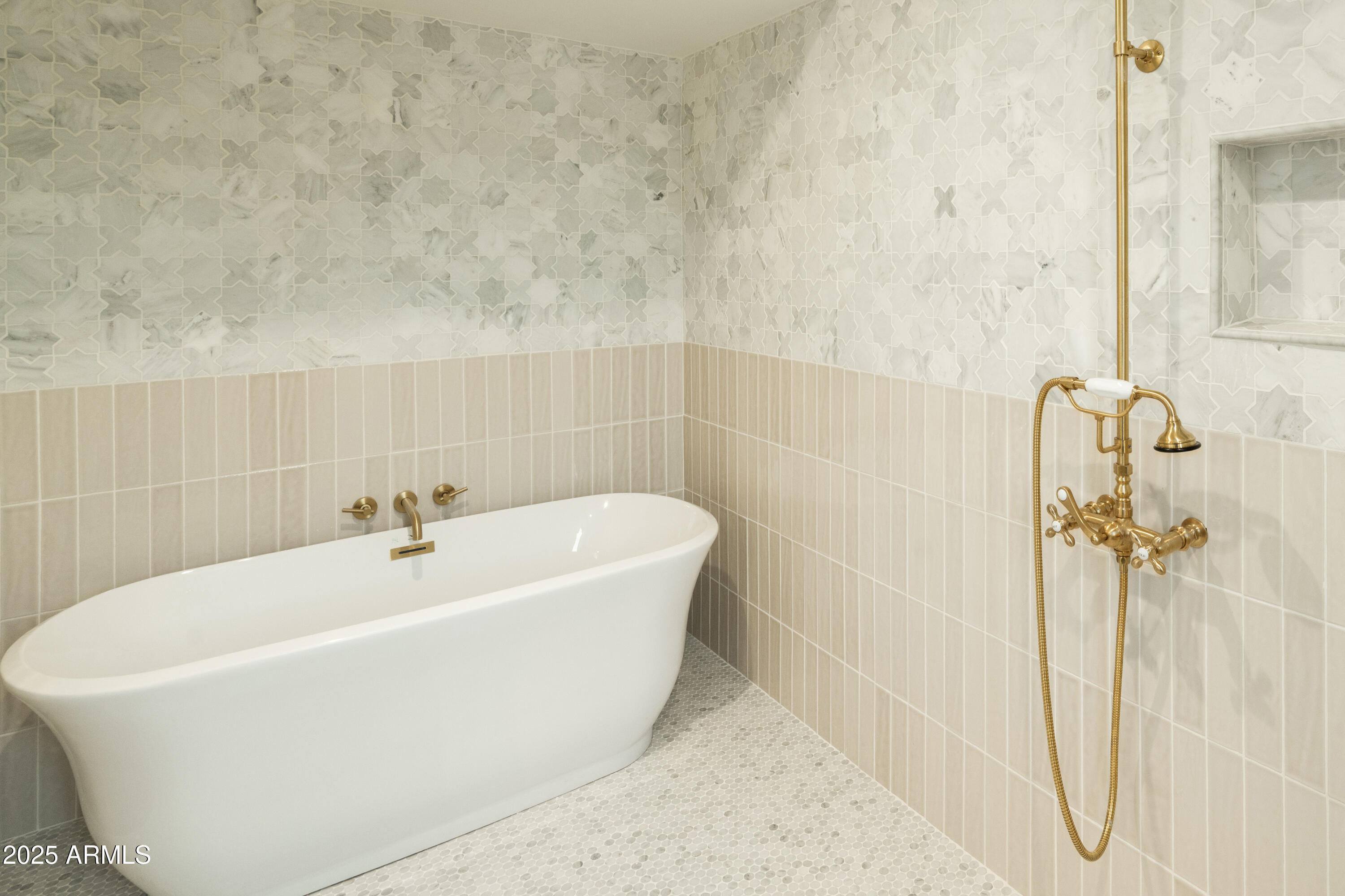 8401 E VISTA DEL LAGO