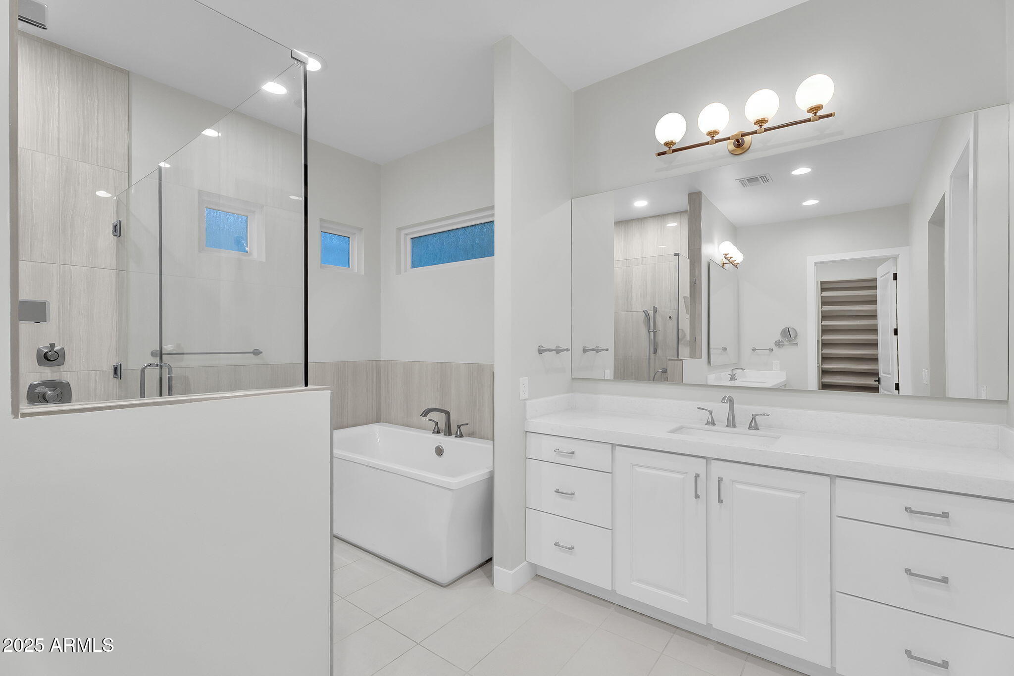 3918 E CRITTENDEN Lane