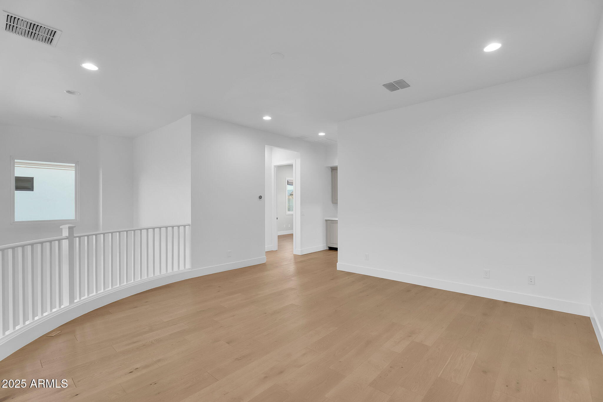 3918 E CRITTENDEN Lane