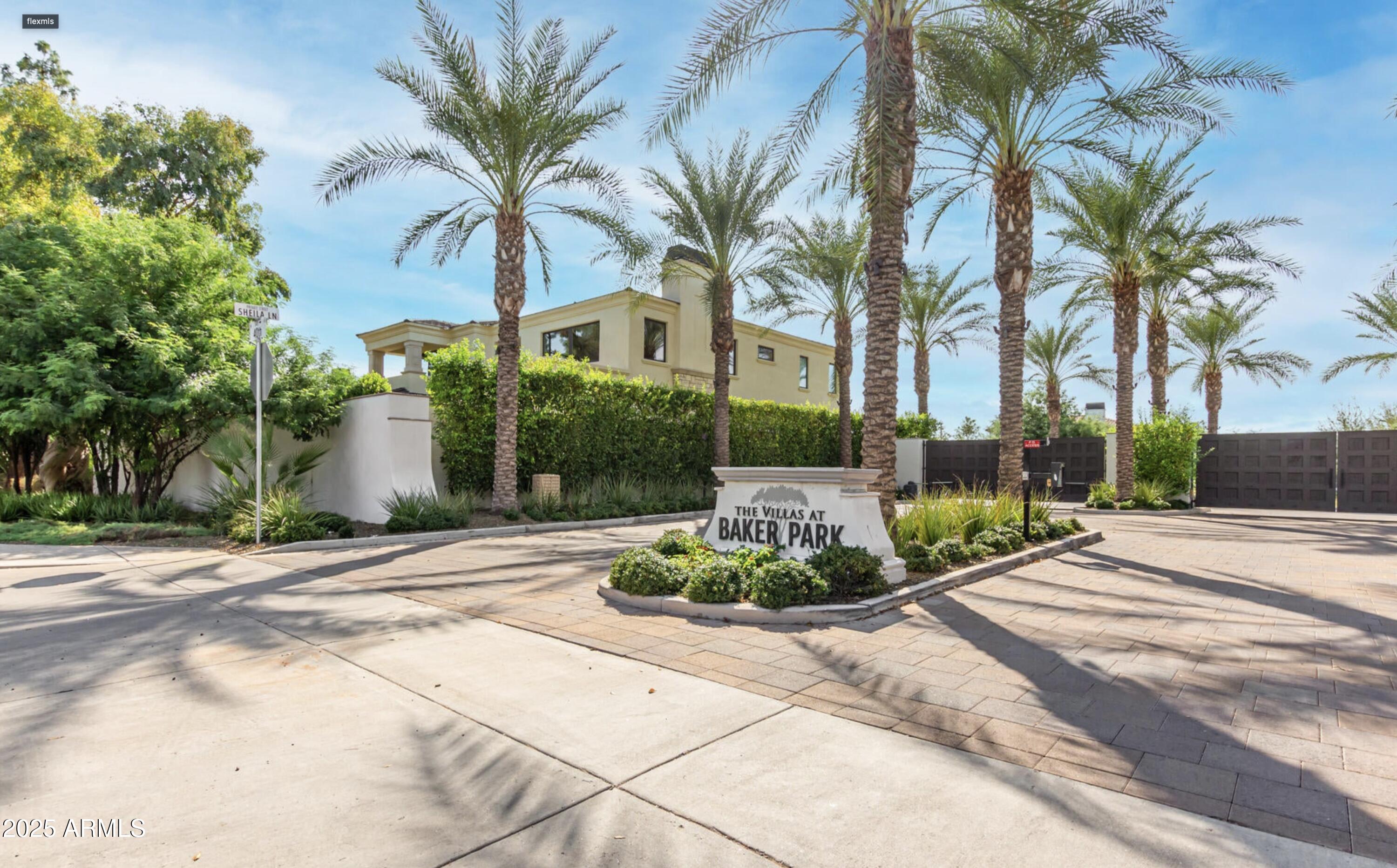 3918 E CRITTENDEN Lane