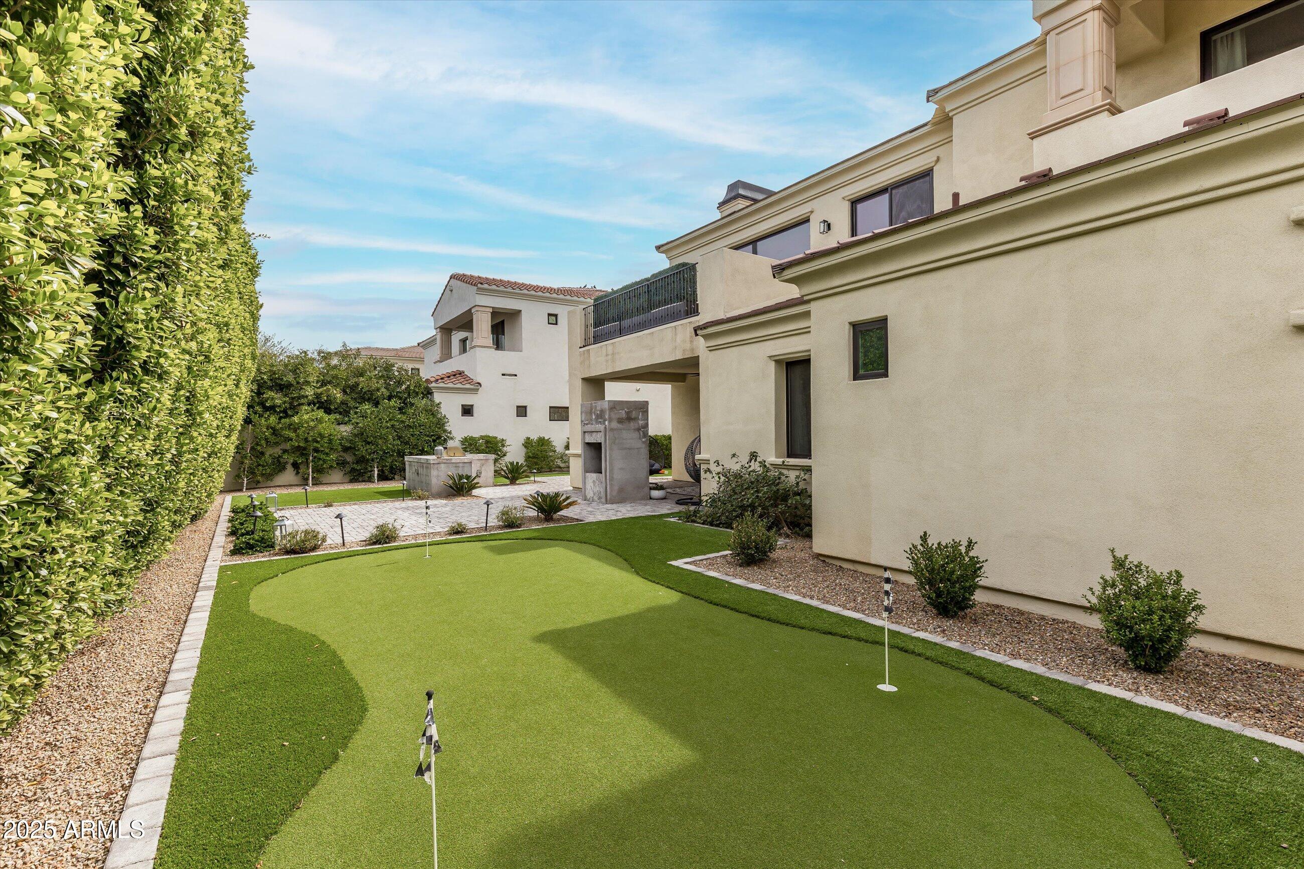 3918 E CRITTENDEN Lane