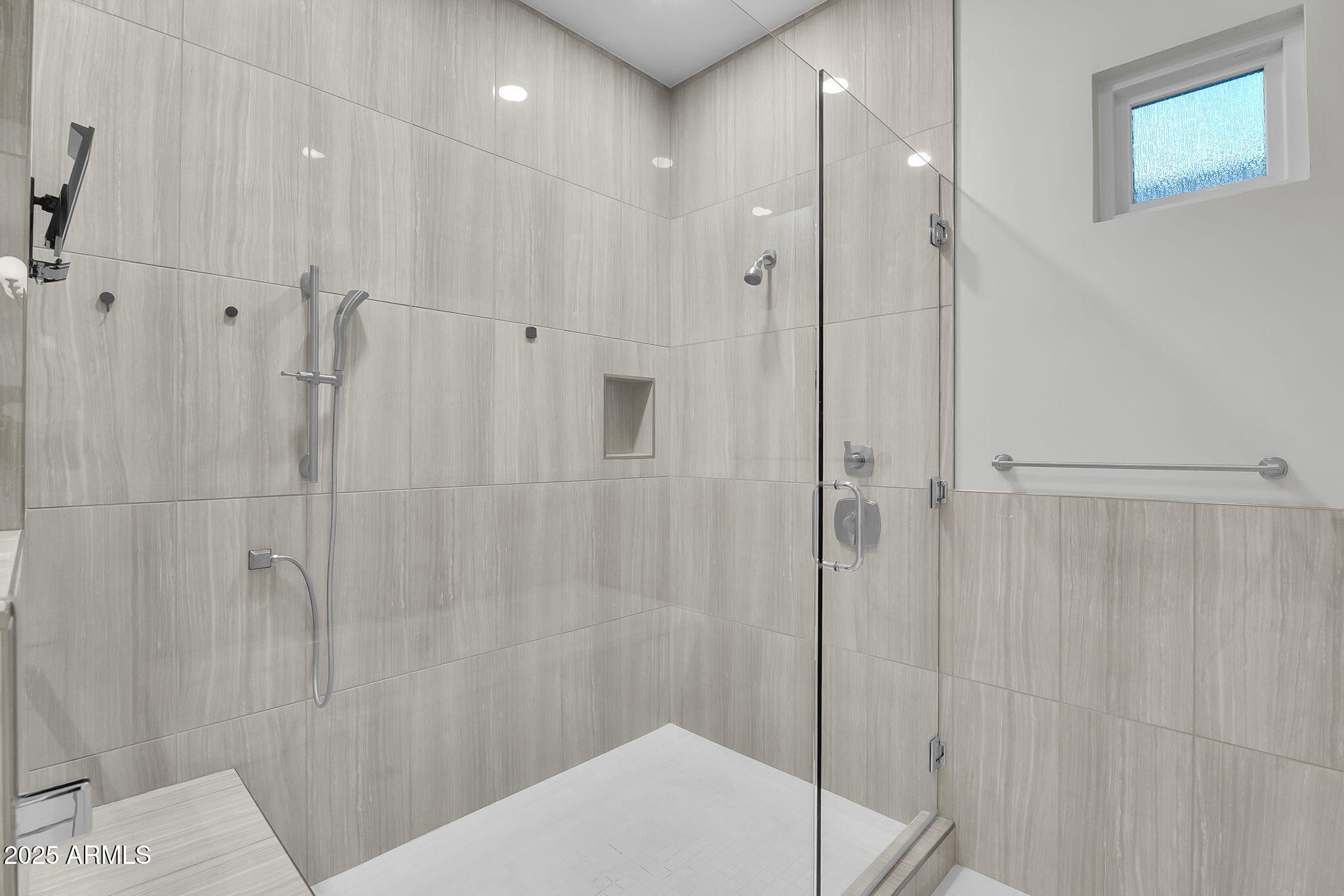 3918 E CRITTENDEN Lane