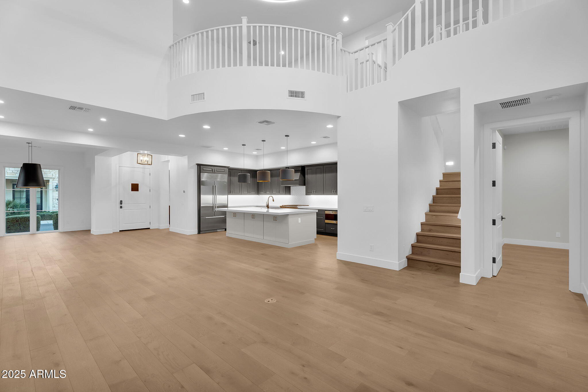 3918 E CRITTENDEN Lane