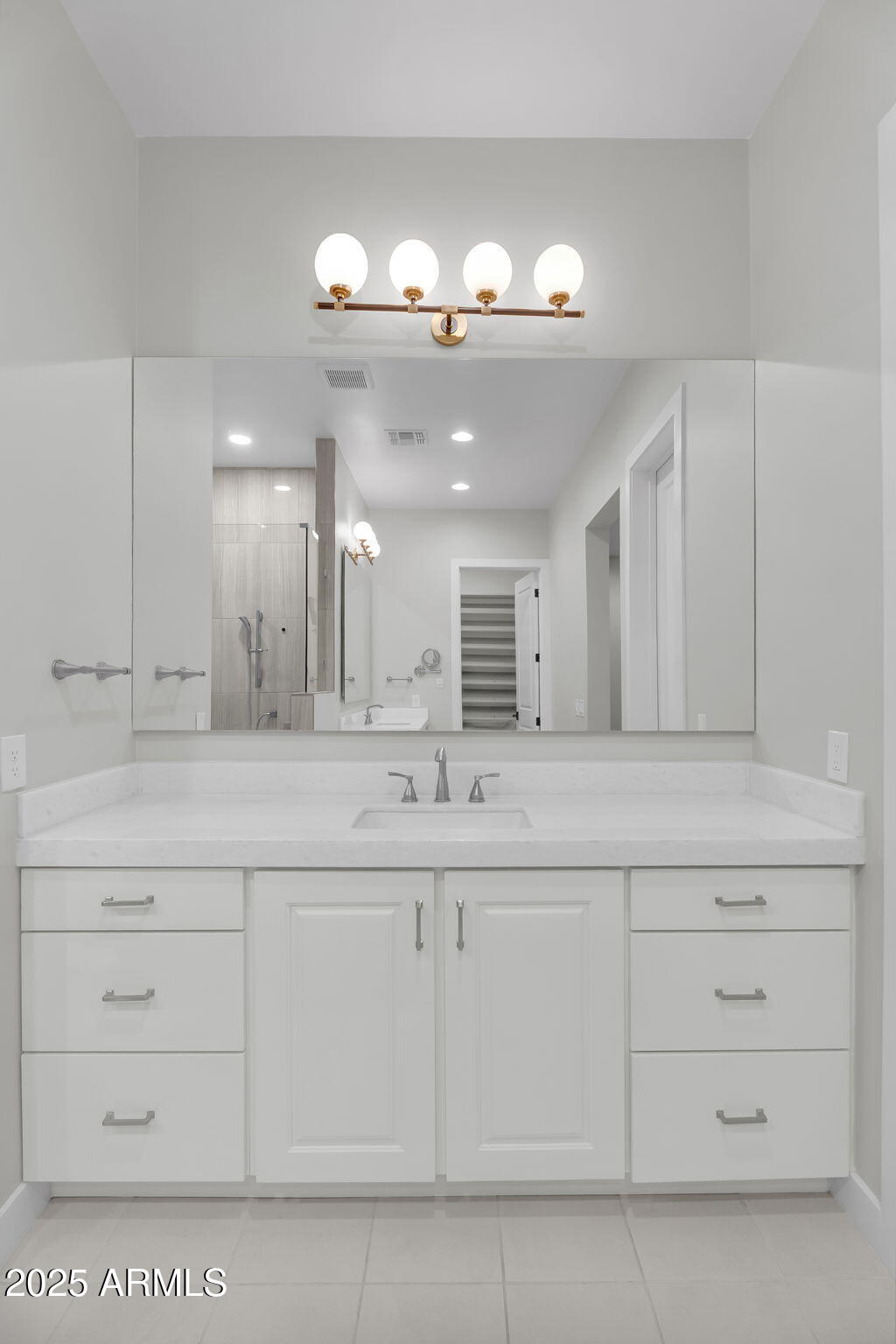 3918 E CRITTENDEN Lane