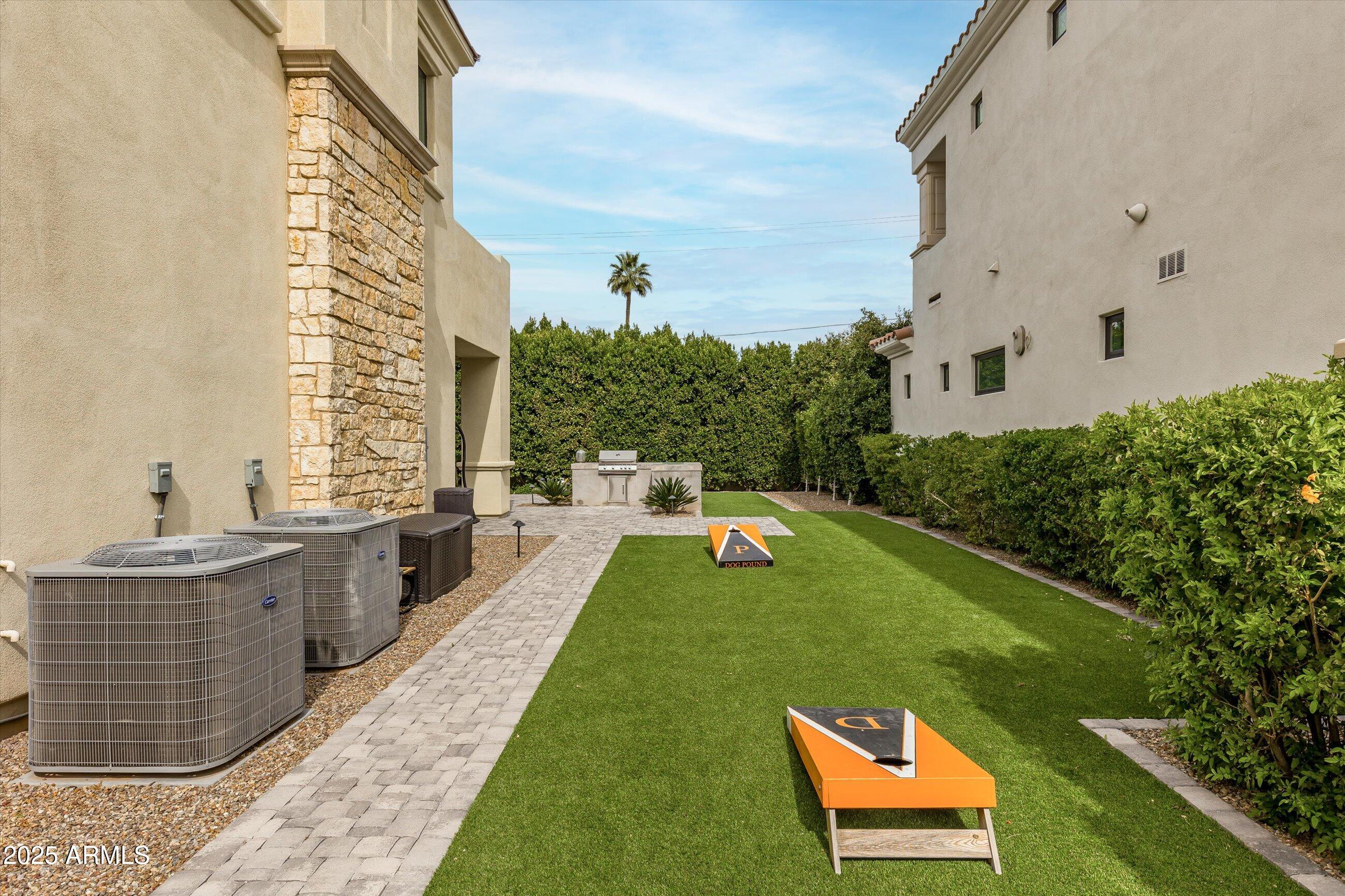 3918 E CRITTENDEN Lane