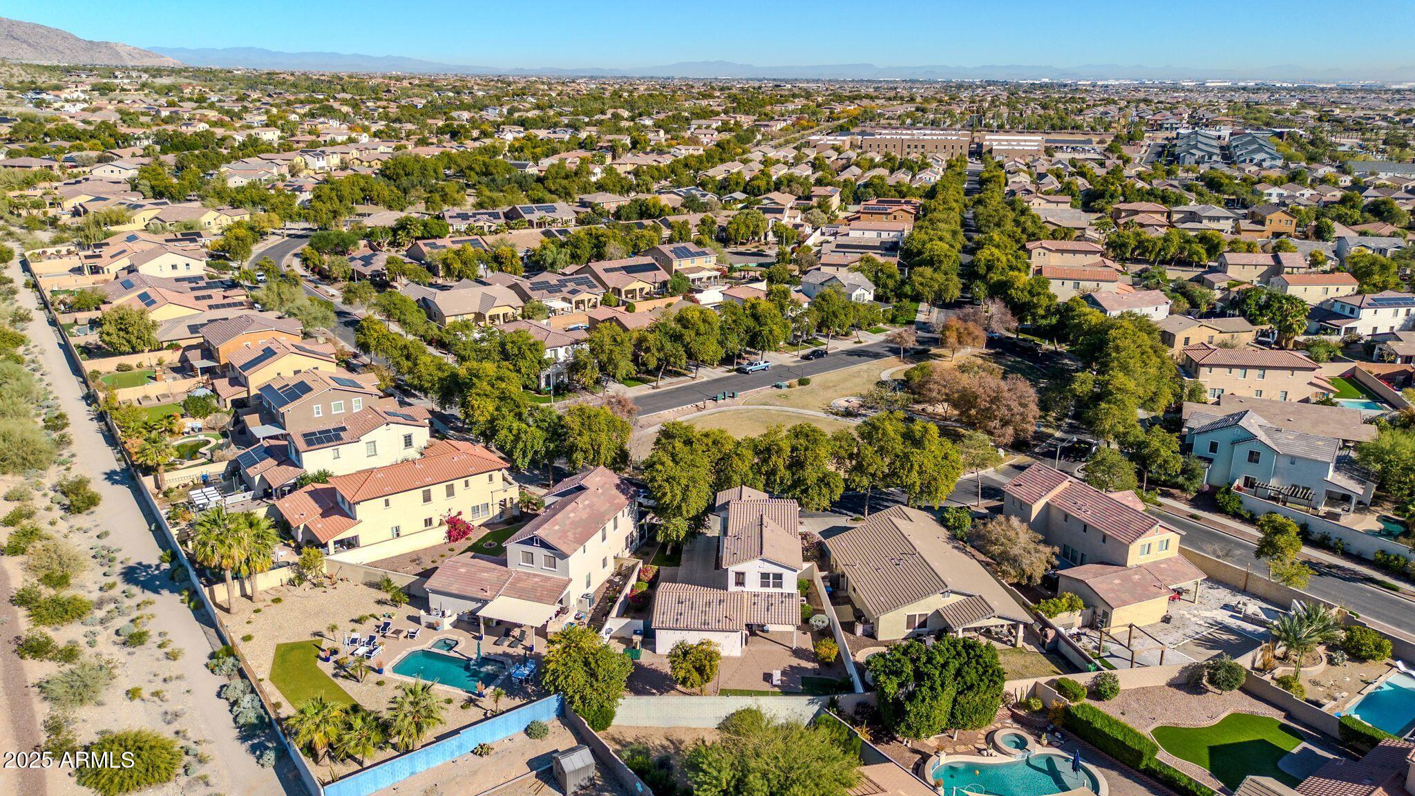 2518 N SAIDE Lane