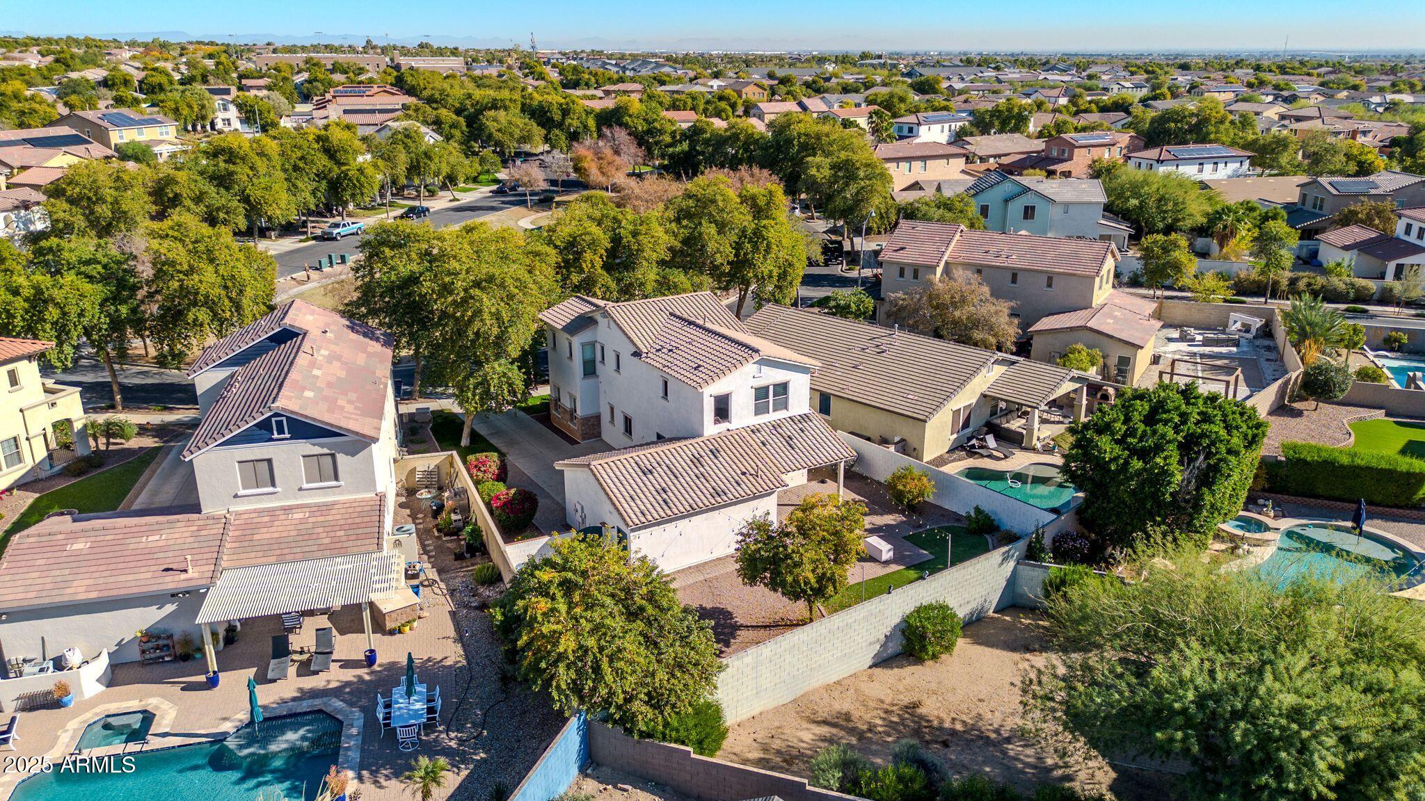 2518 N SAIDE Lane