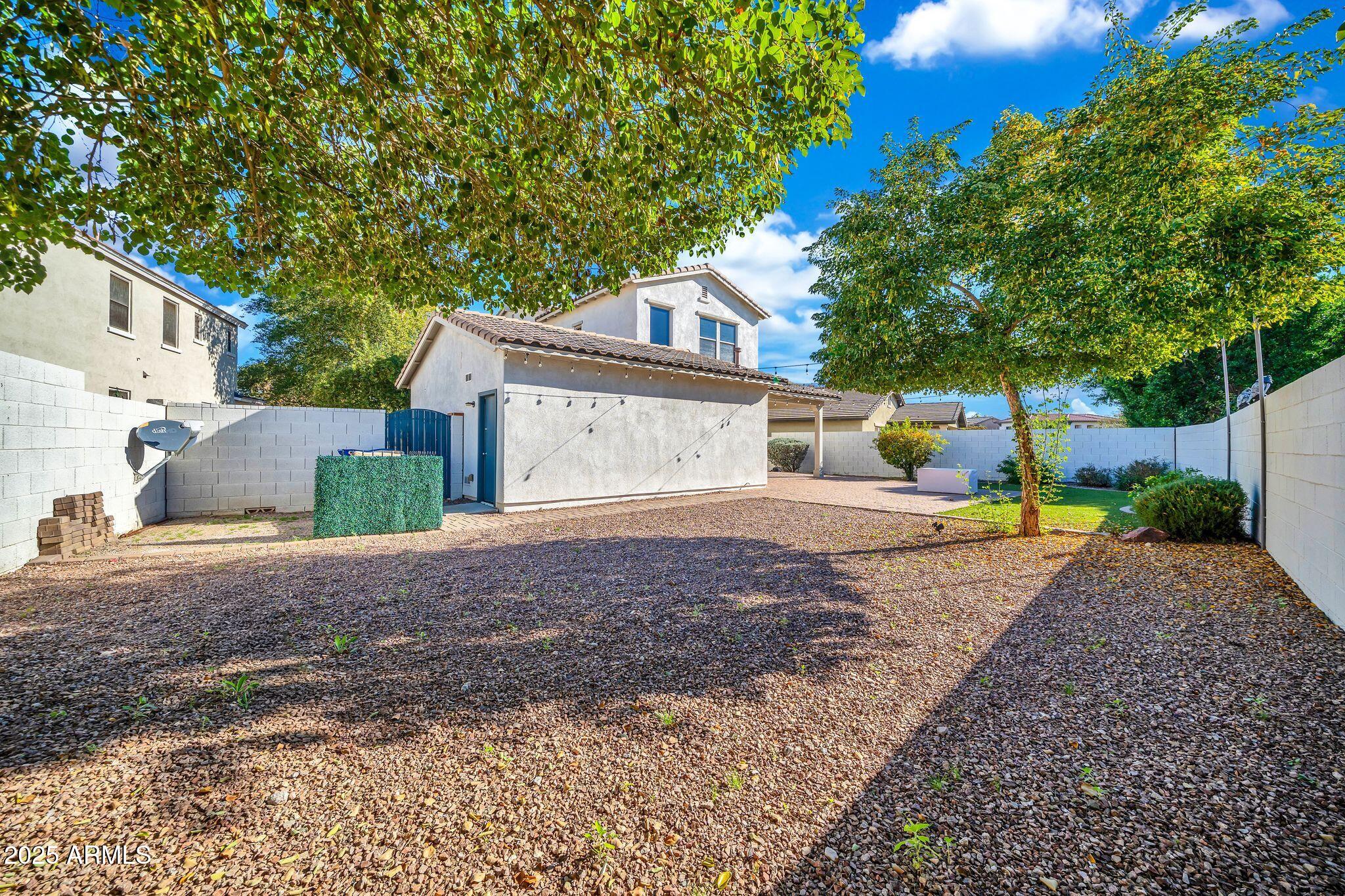 2518 N SAIDE Lane