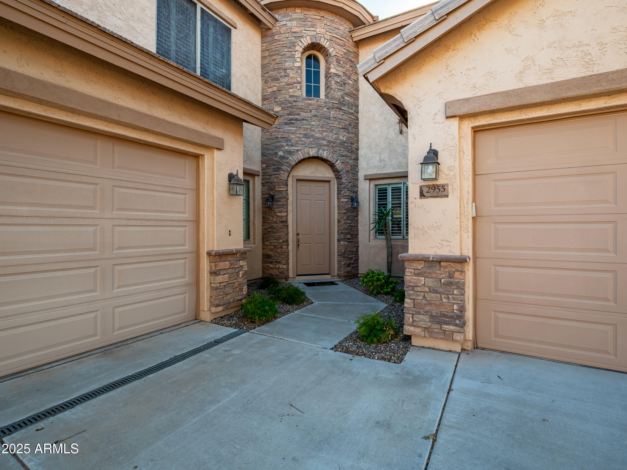 2955 E BLUE SAGE Road