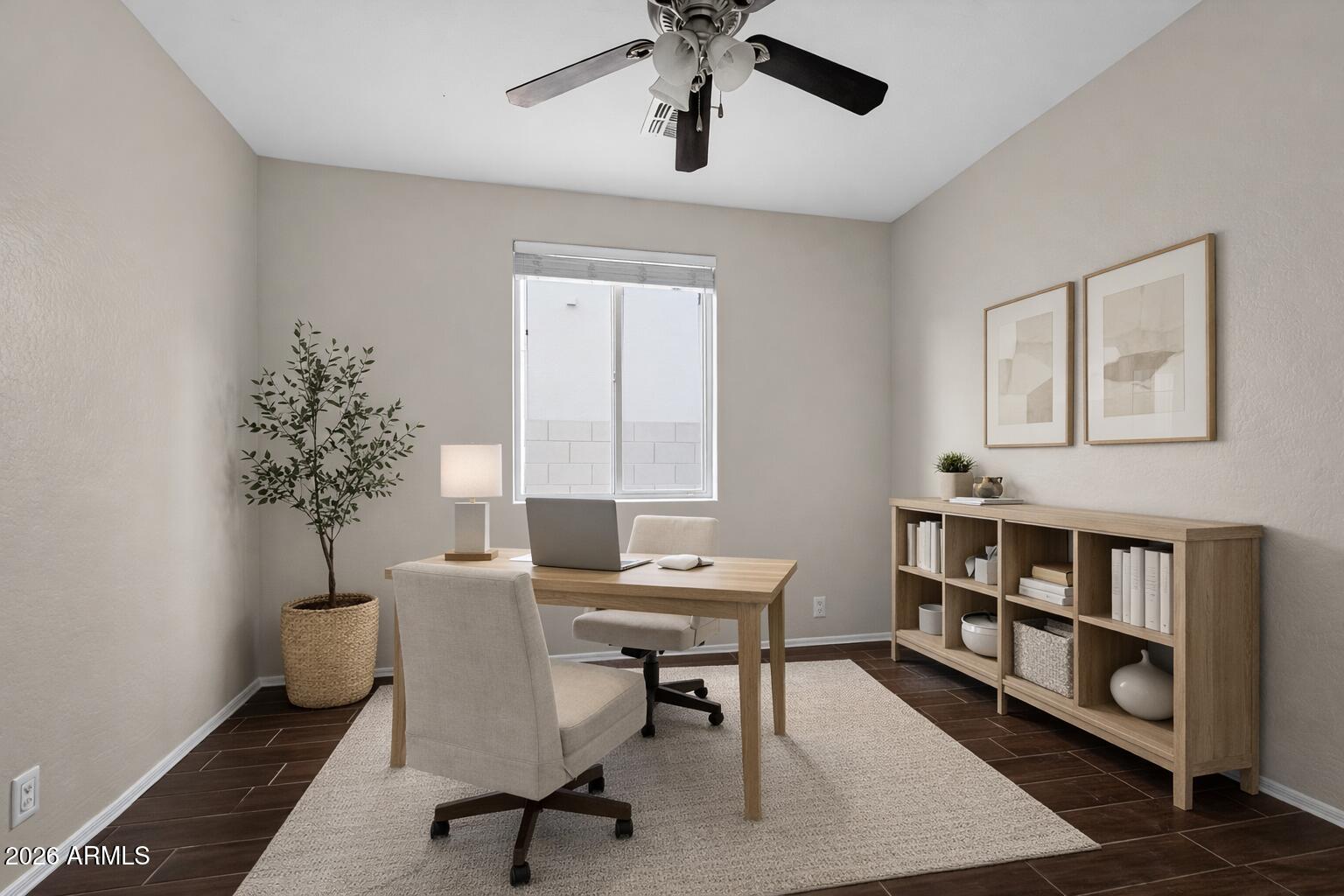 3850 E Longhorn Street