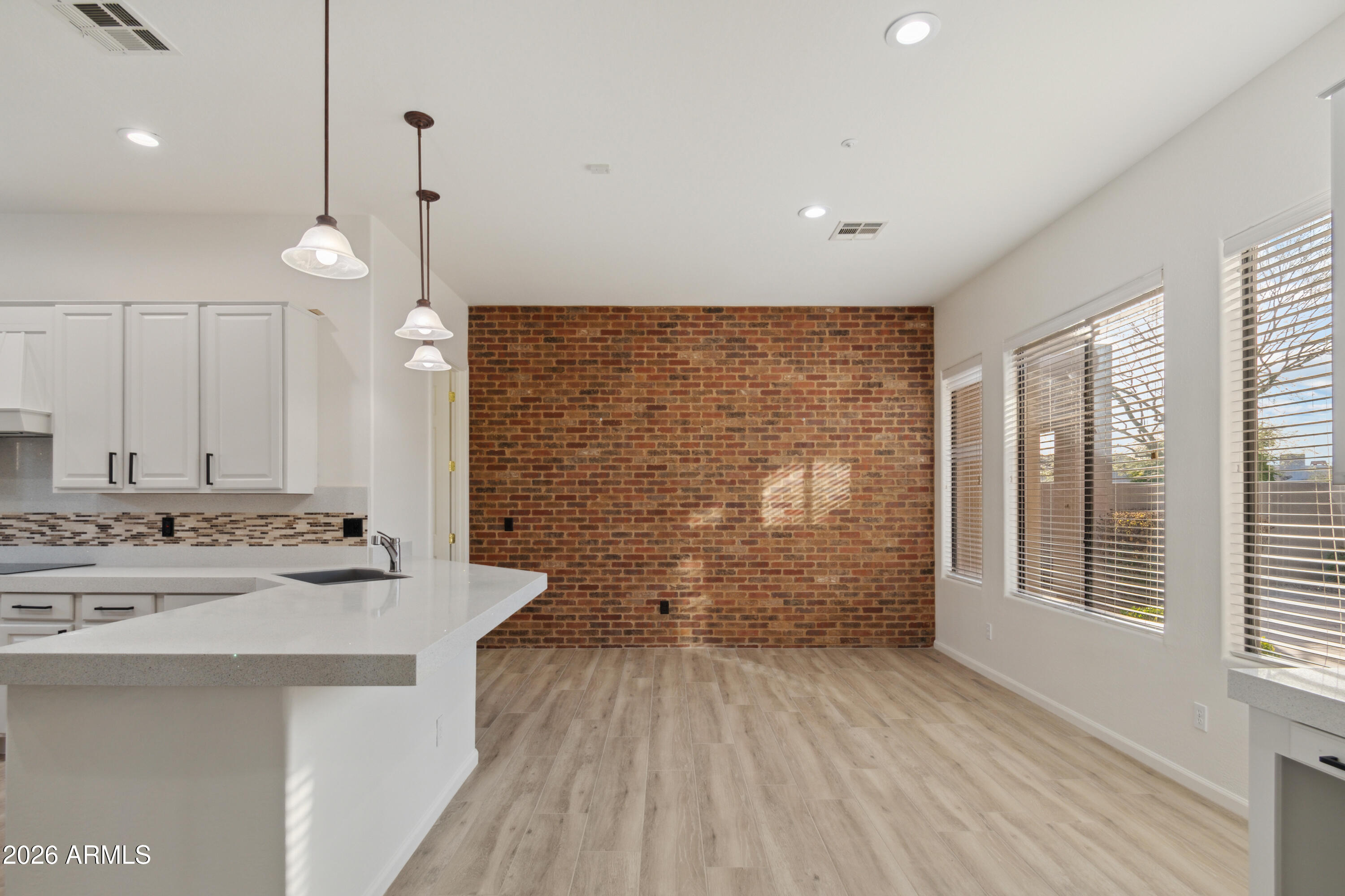 8096 E WINDWOOD Lane