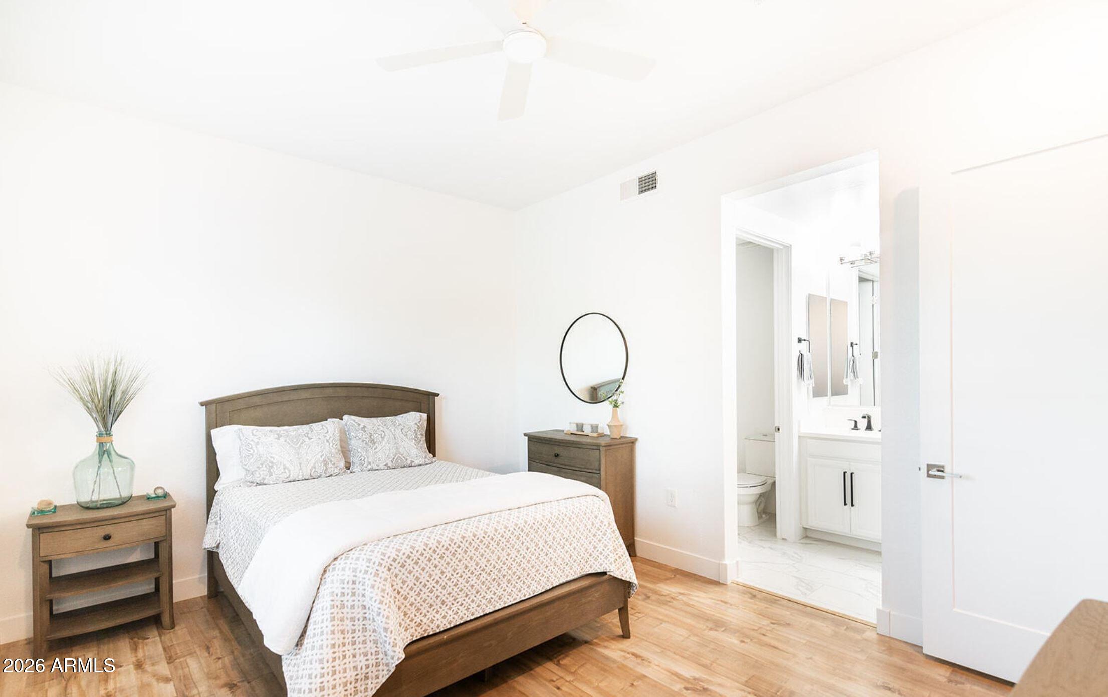 6565 E THOMAS Road 1049