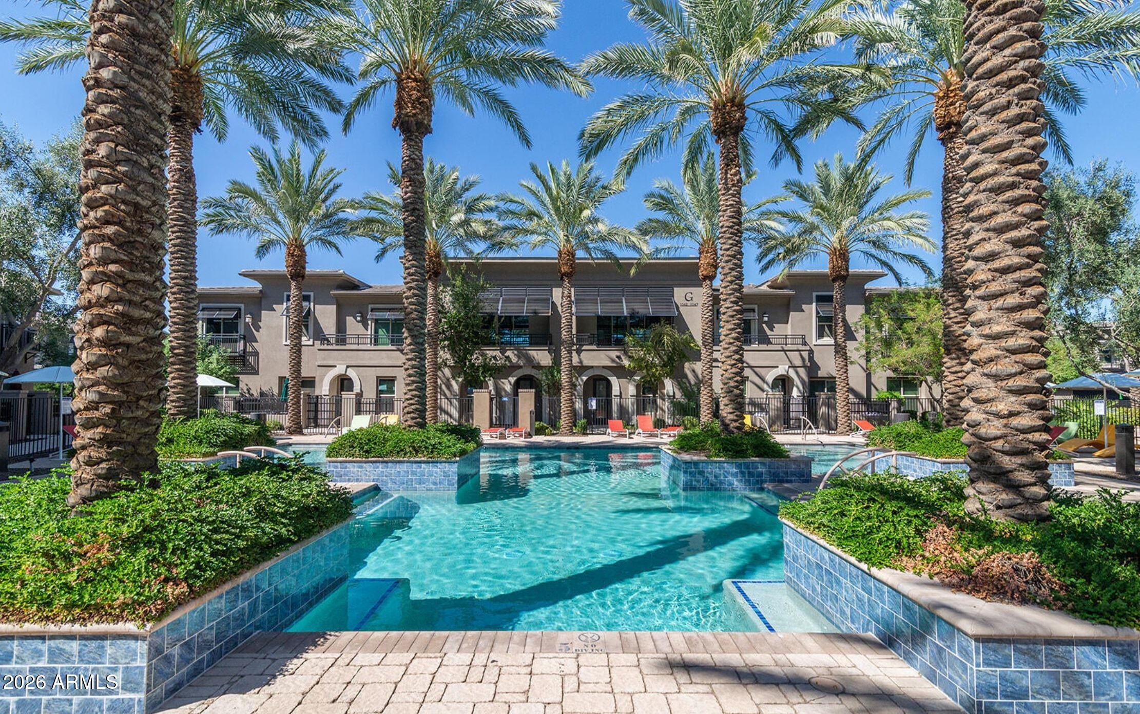 6565 E THOMAS Road 1049