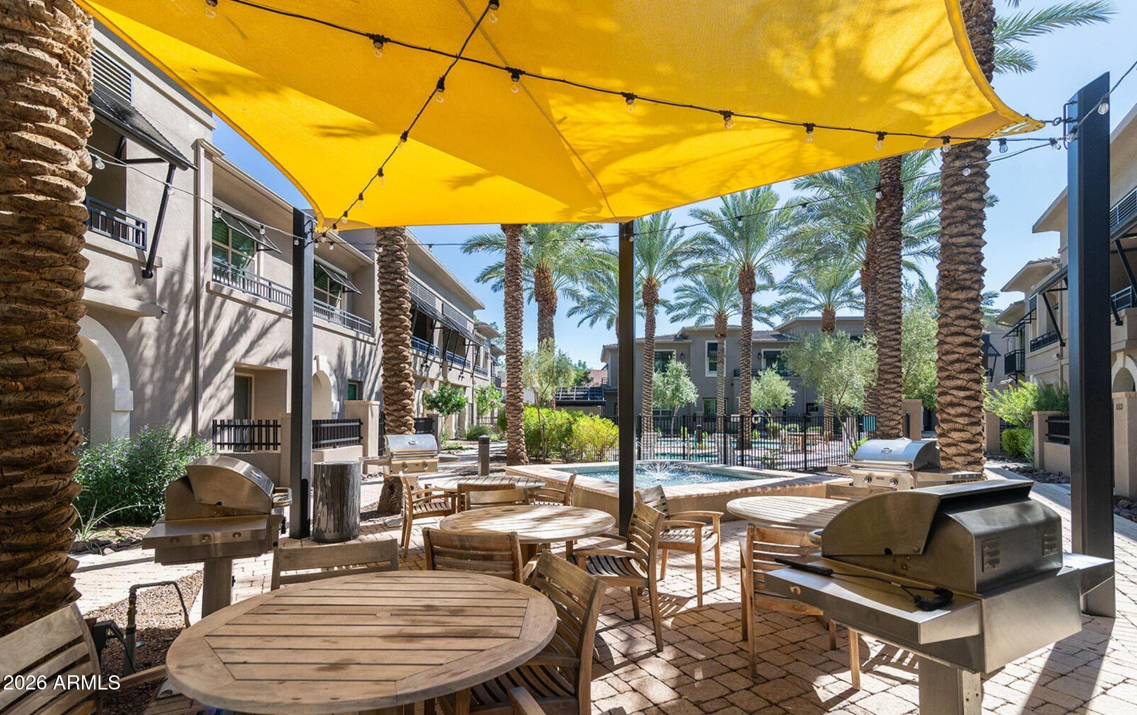 6565 E THOMAS Road 1049