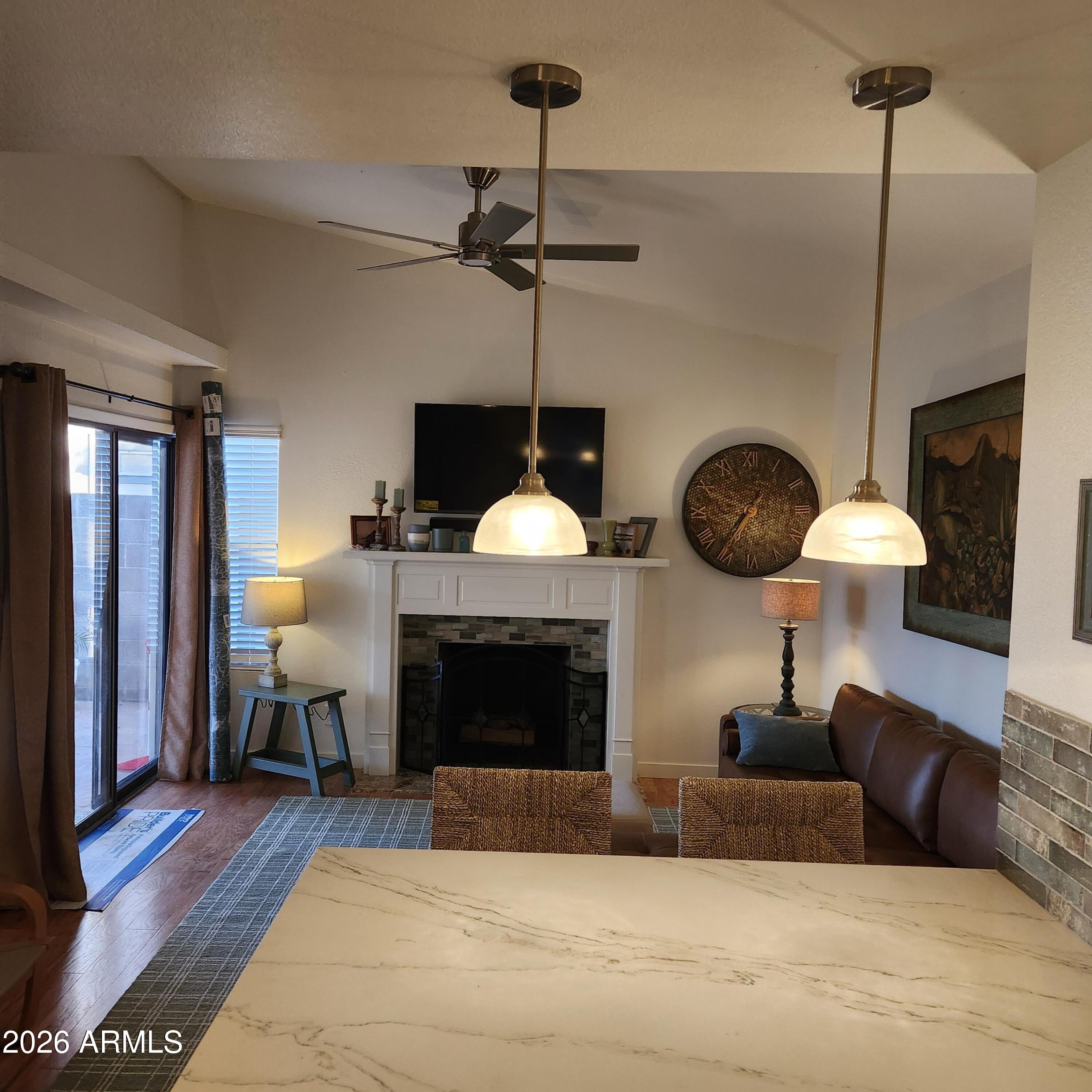 321 W Montoya Lane