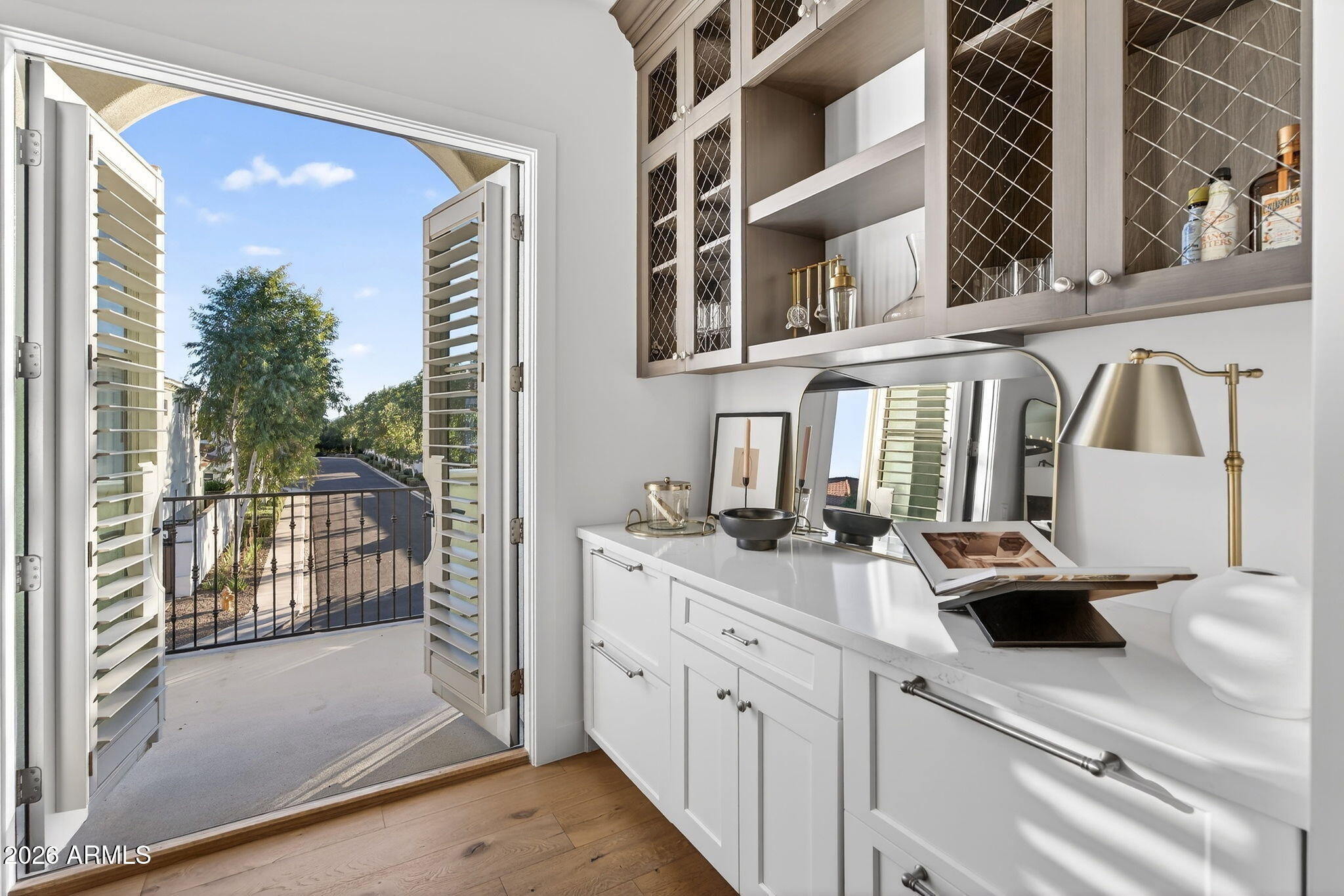 3906 E CRITTENDEN Lane