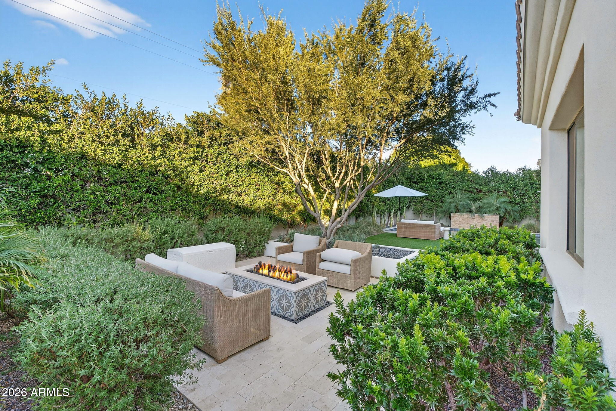 3906 E CRITTENDEN Lane