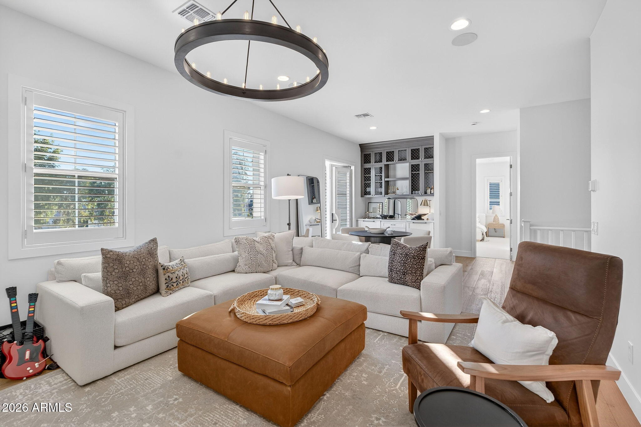 3906 E CRITTENDEN Lane