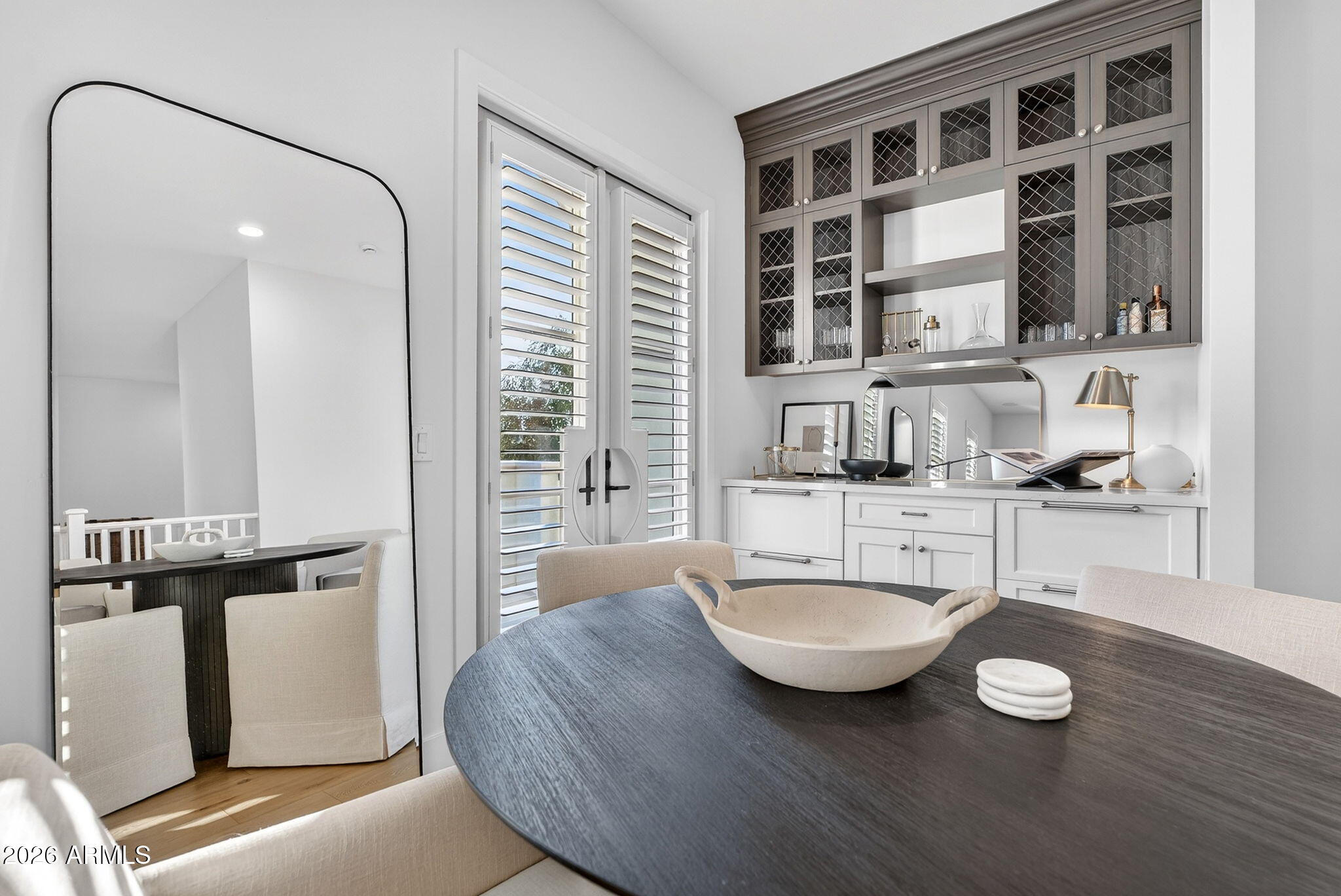 3906 E CRITTENDEN Lane