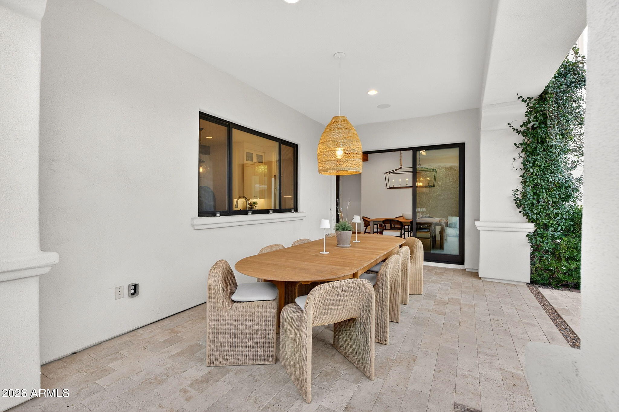 3906 E CRITTENDEN Lane