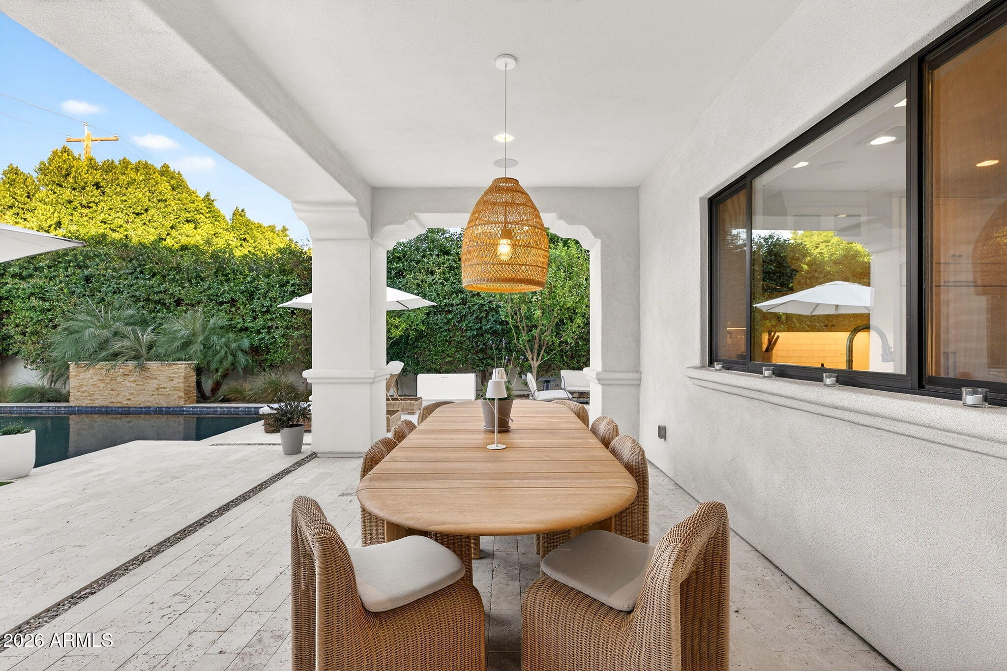 3906 E CRITTENDEN Lane