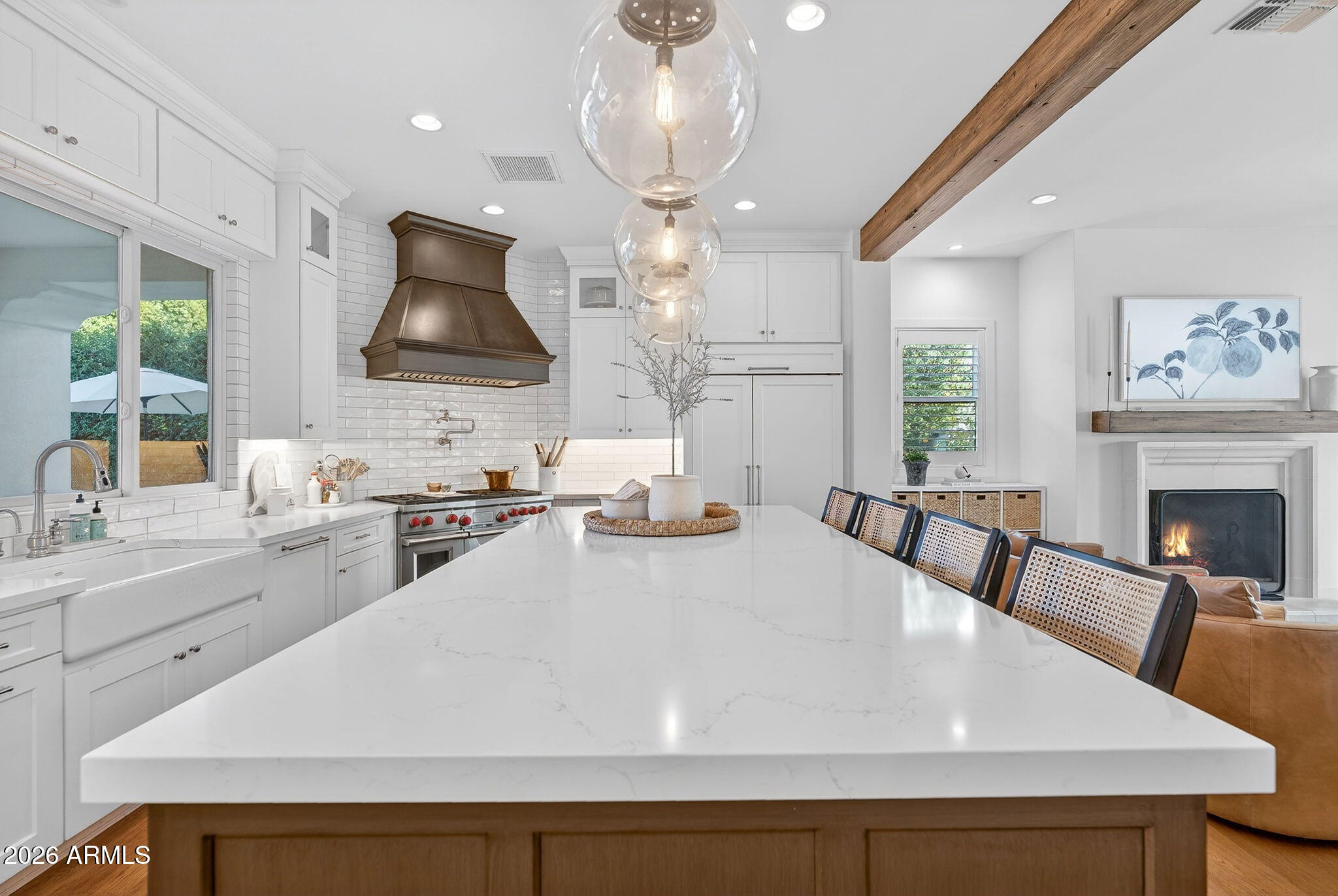 3906 E CRITTENDEN Lane