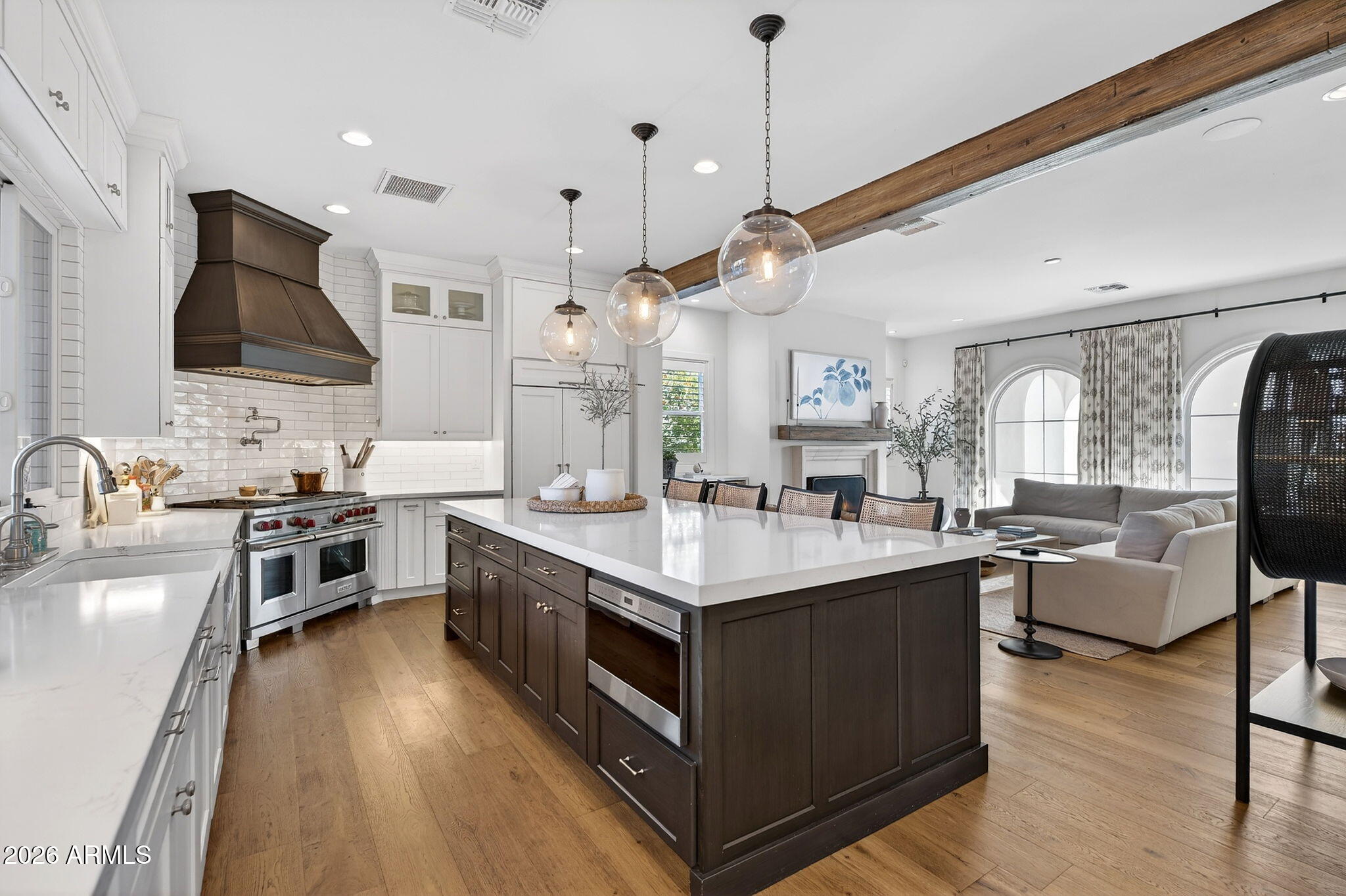 3906 E CRITTENDEN Lane