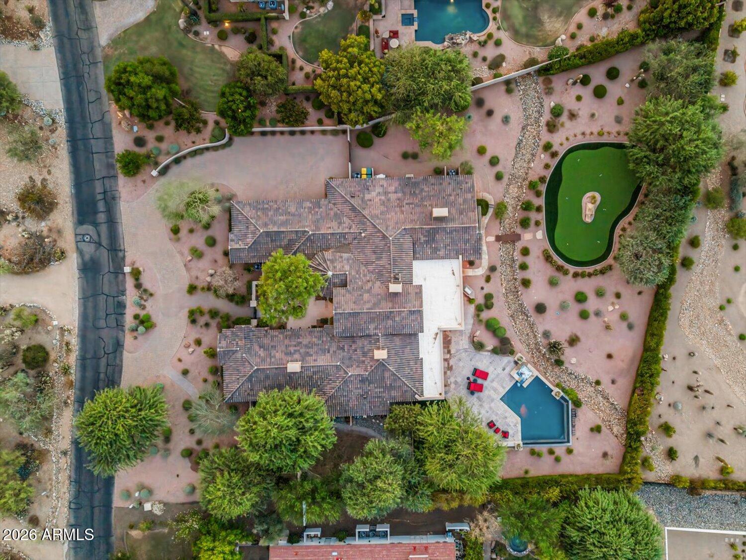 6230 E CHENEY Drive