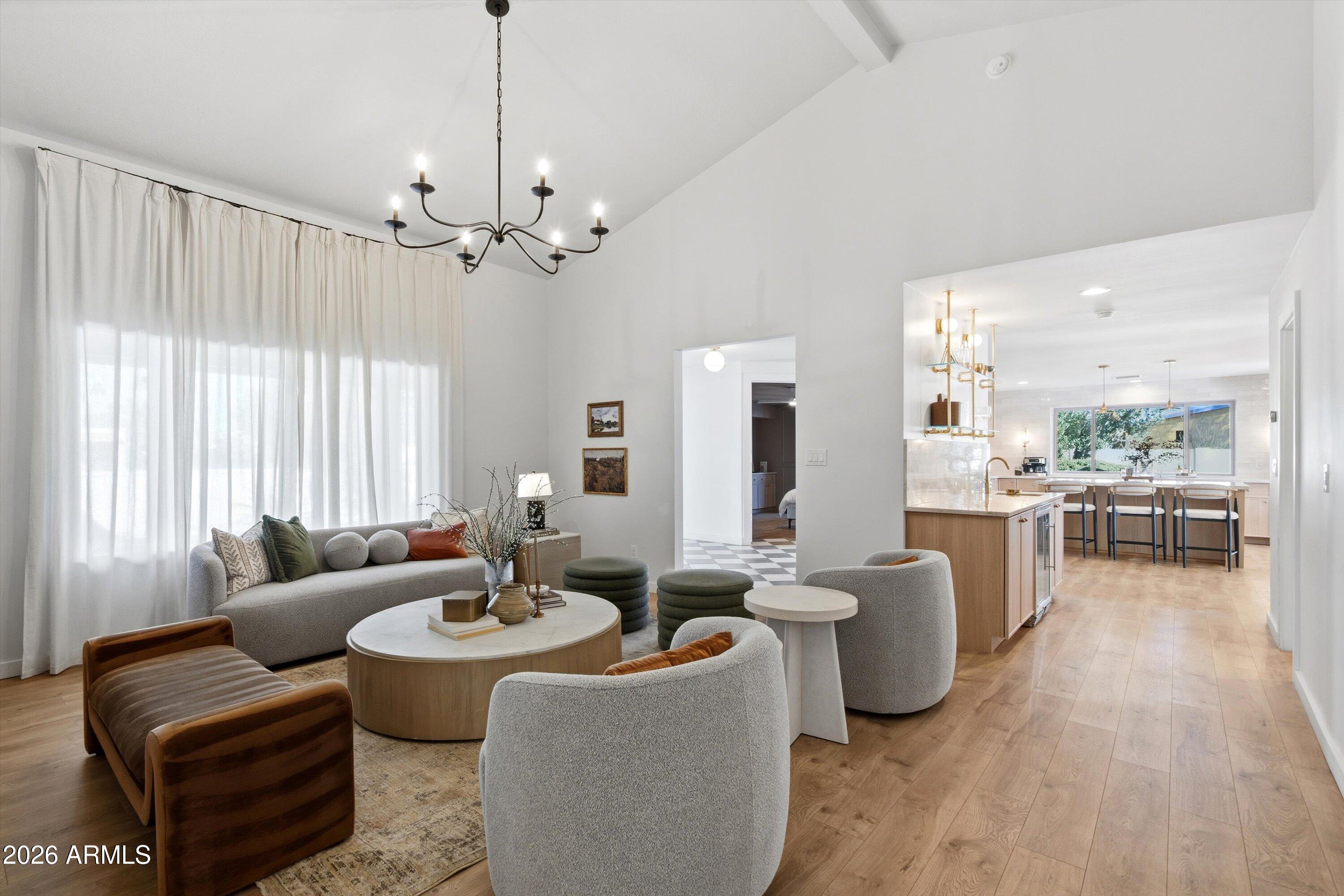 7001 E THUNDERBIRD Road