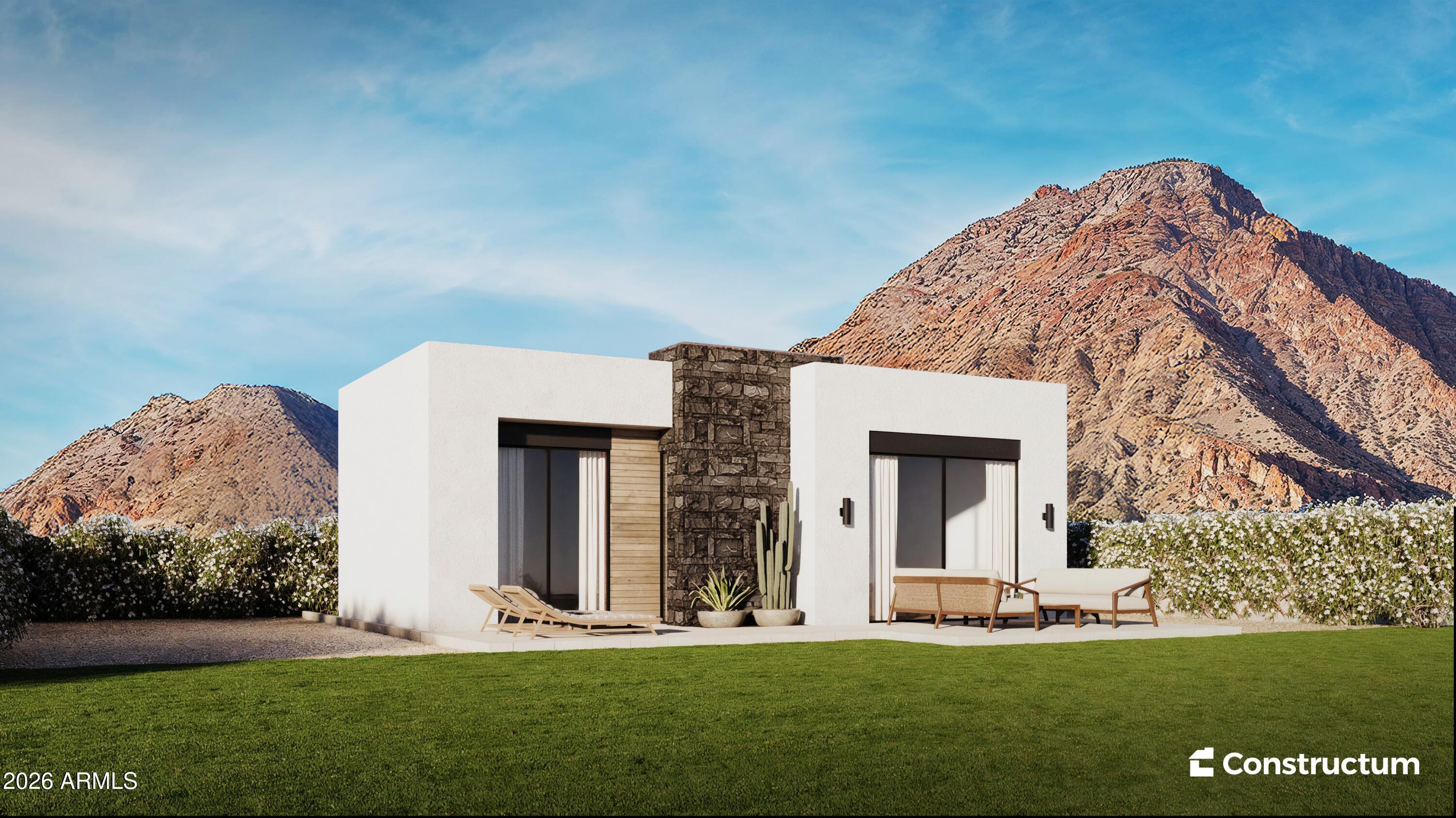 7001 E THUNDERBIRD Road