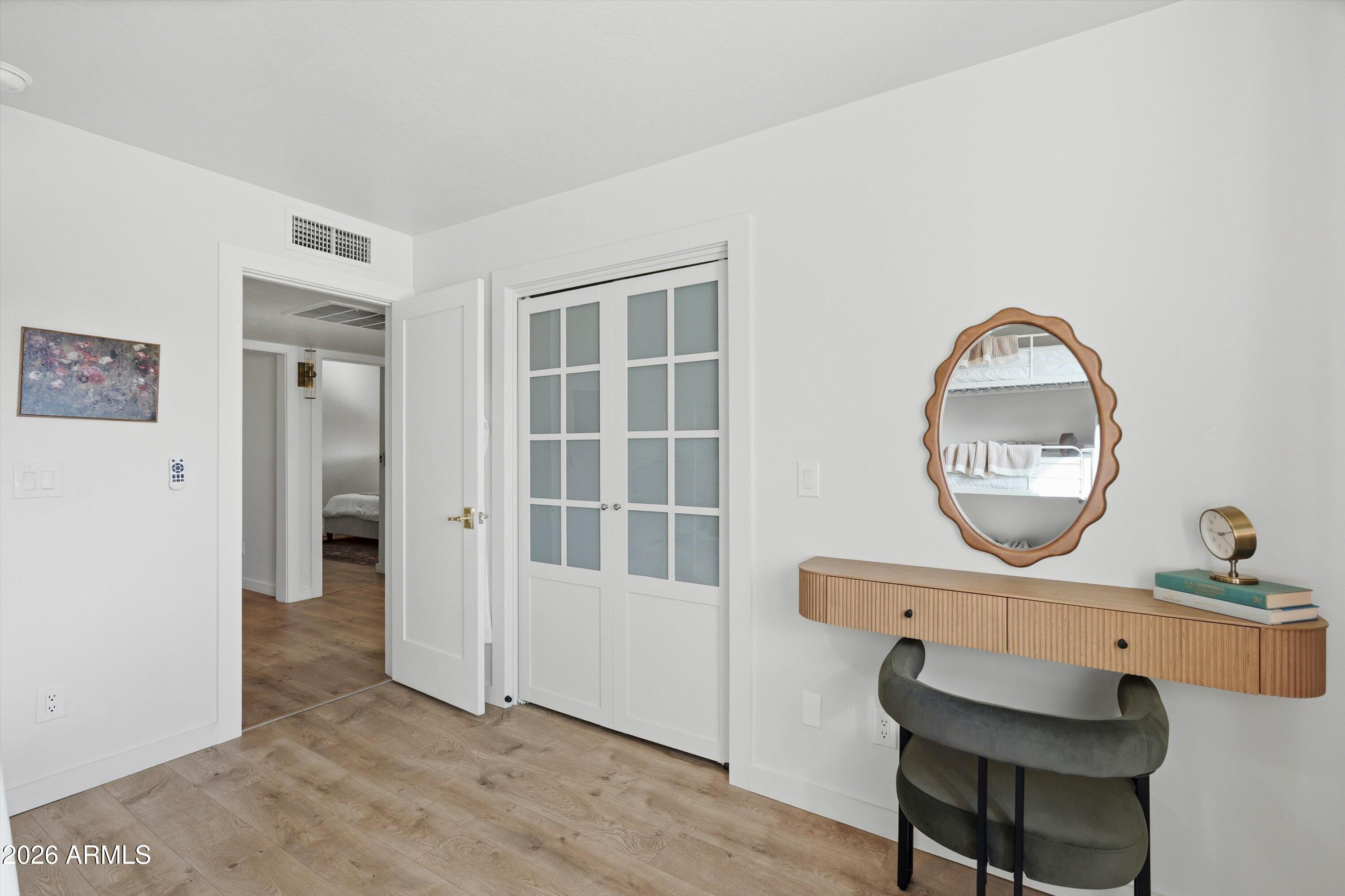 7001 E THUNDERBIRD Road