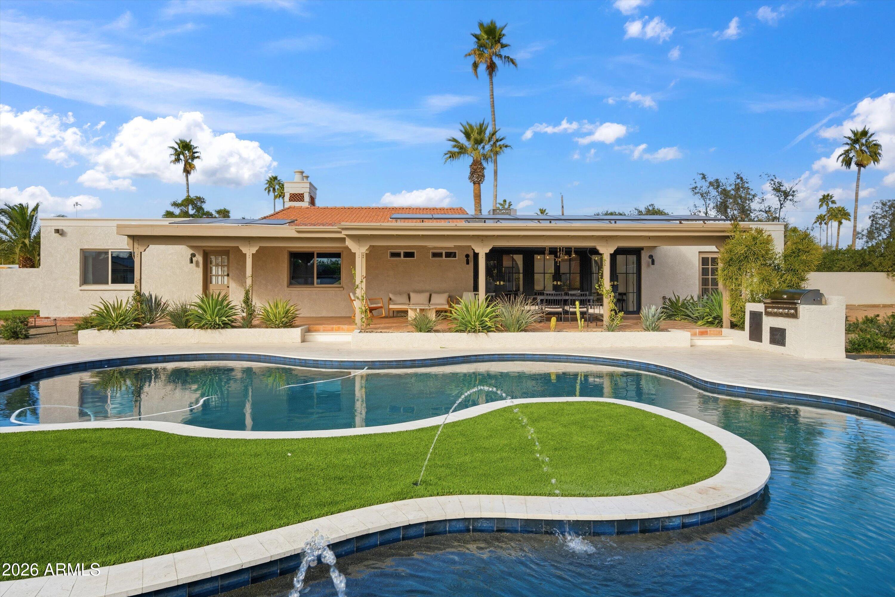 7001 E THUNDERBIRD Road