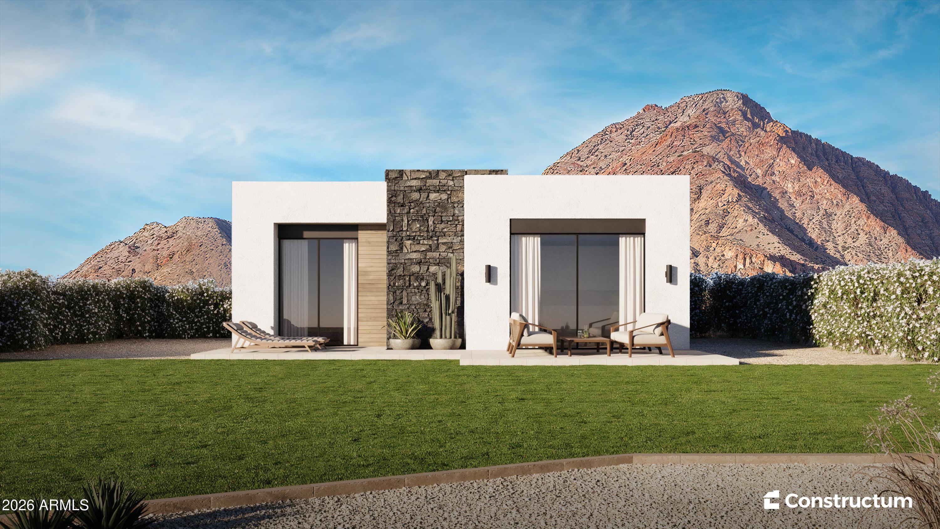 7001 E THUNDERBIRD Road