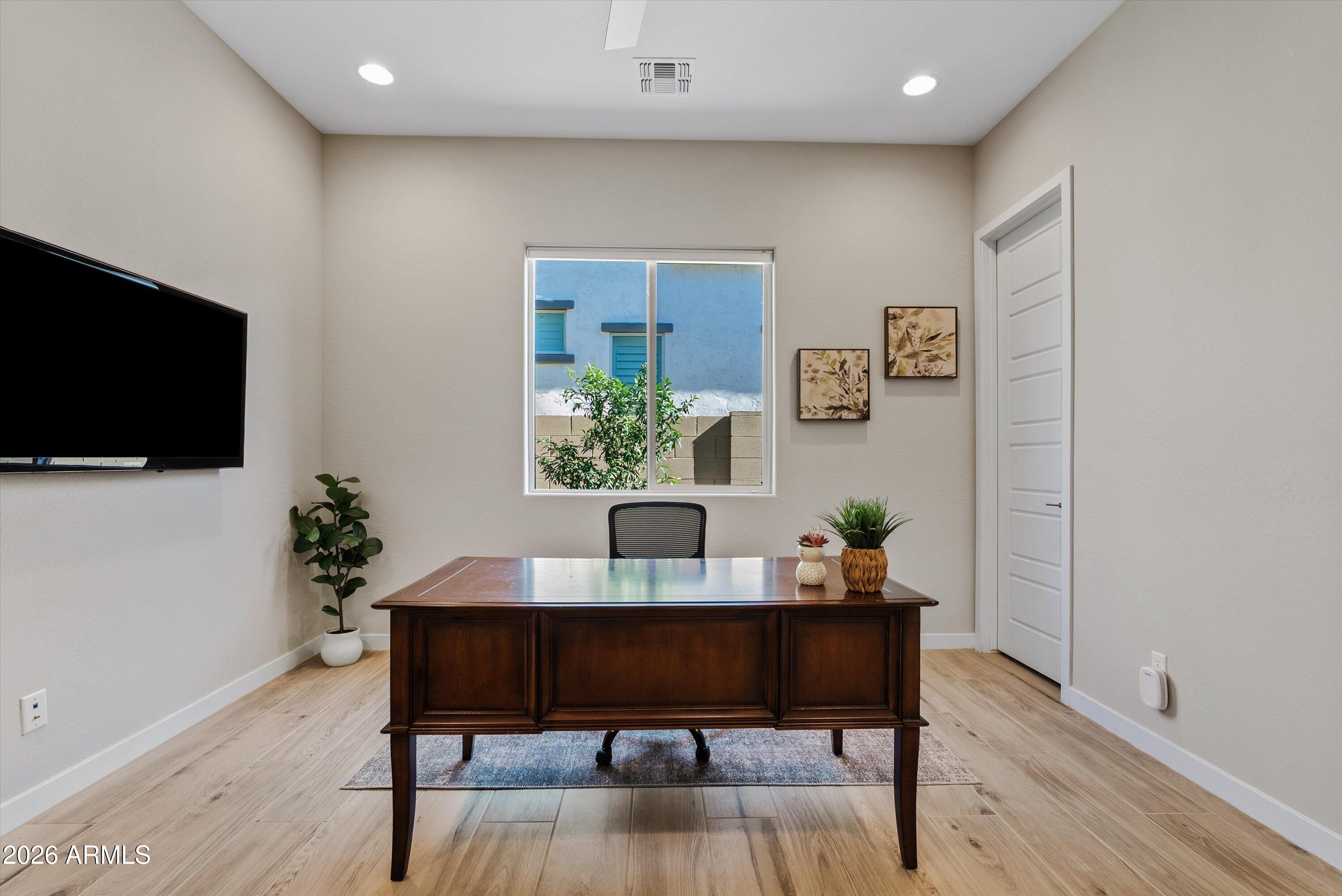 8142 E JAEGER Street