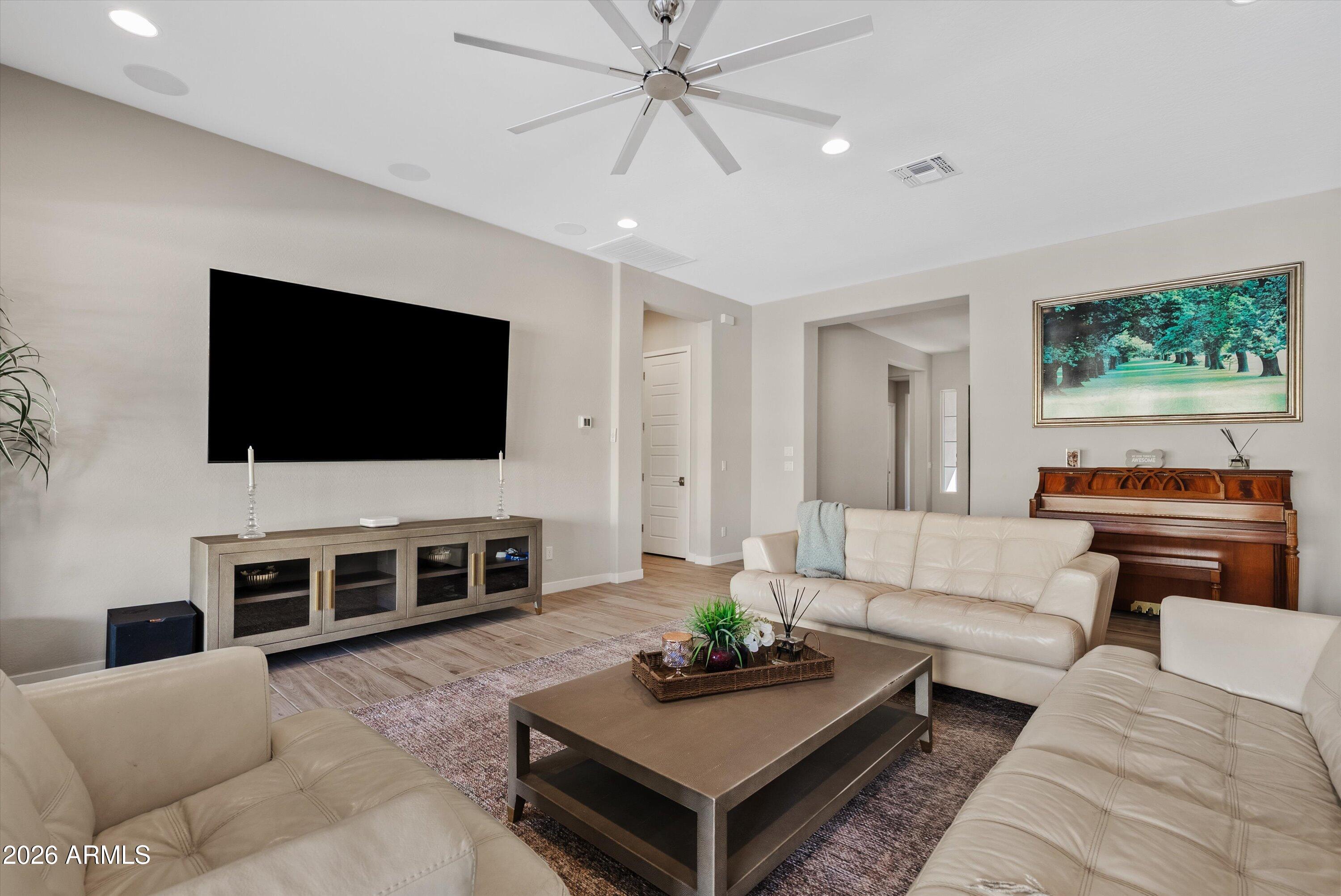 8142 E JAEGER Street