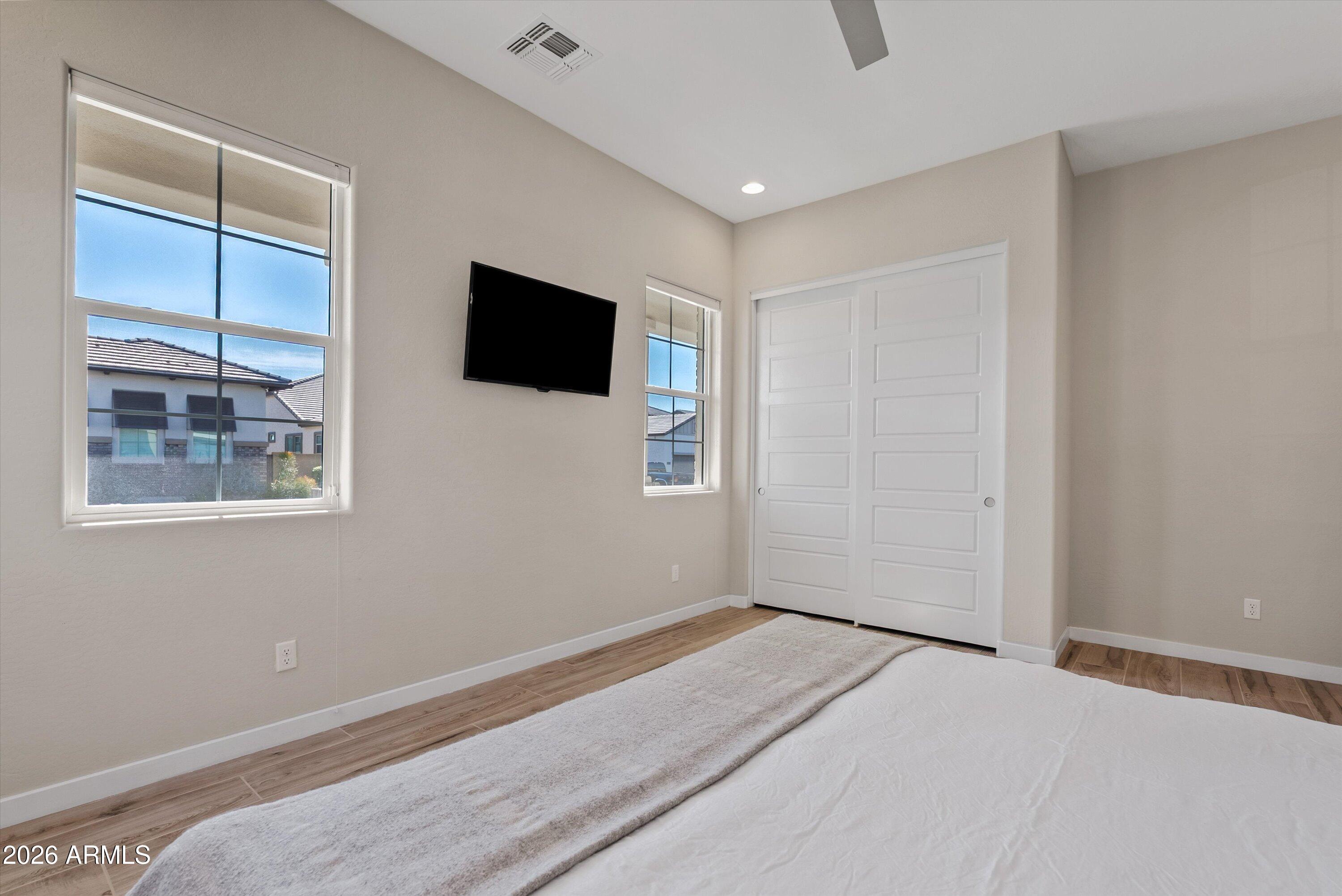 8142 E JAEGER Street