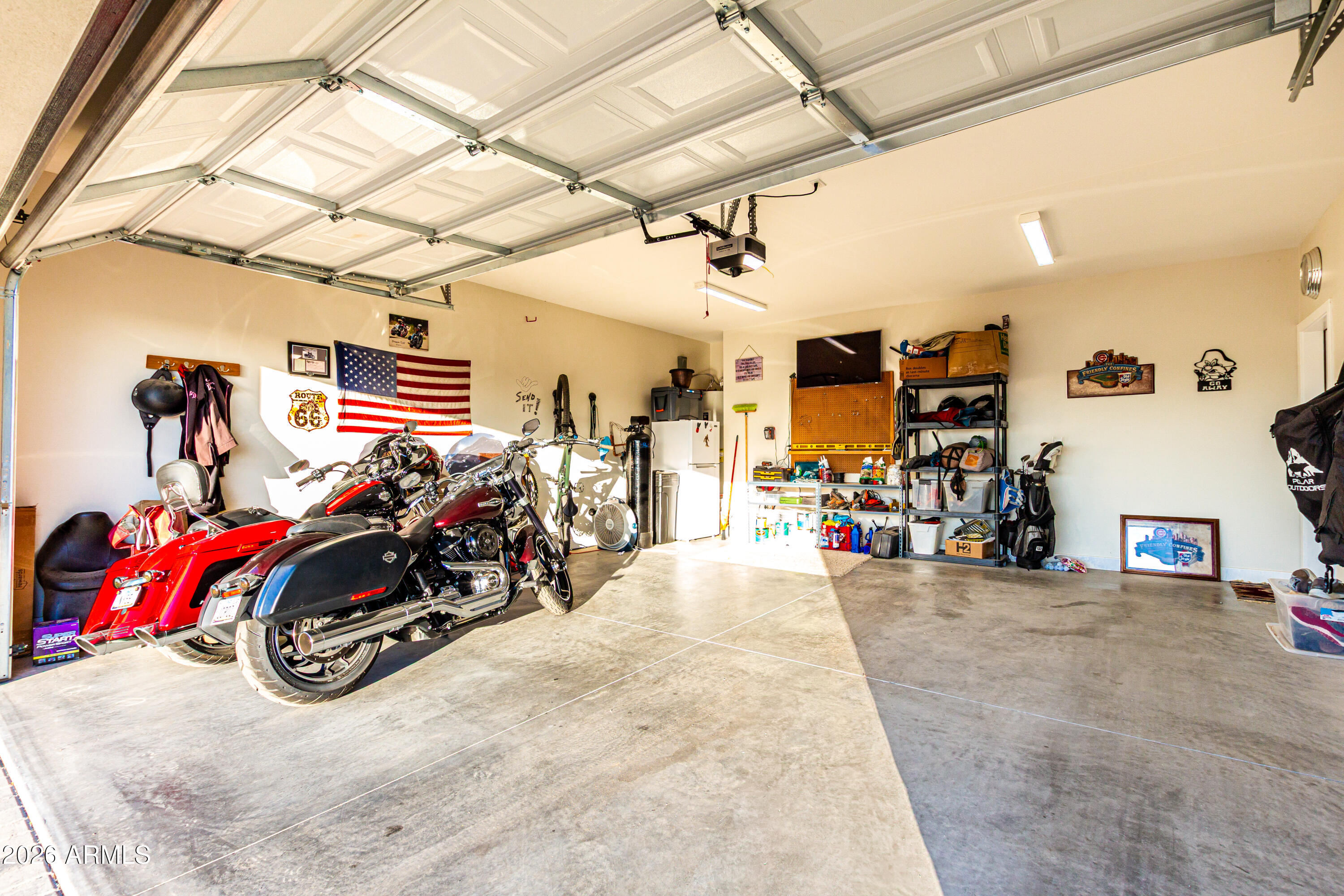 990 N Muleshoe Road